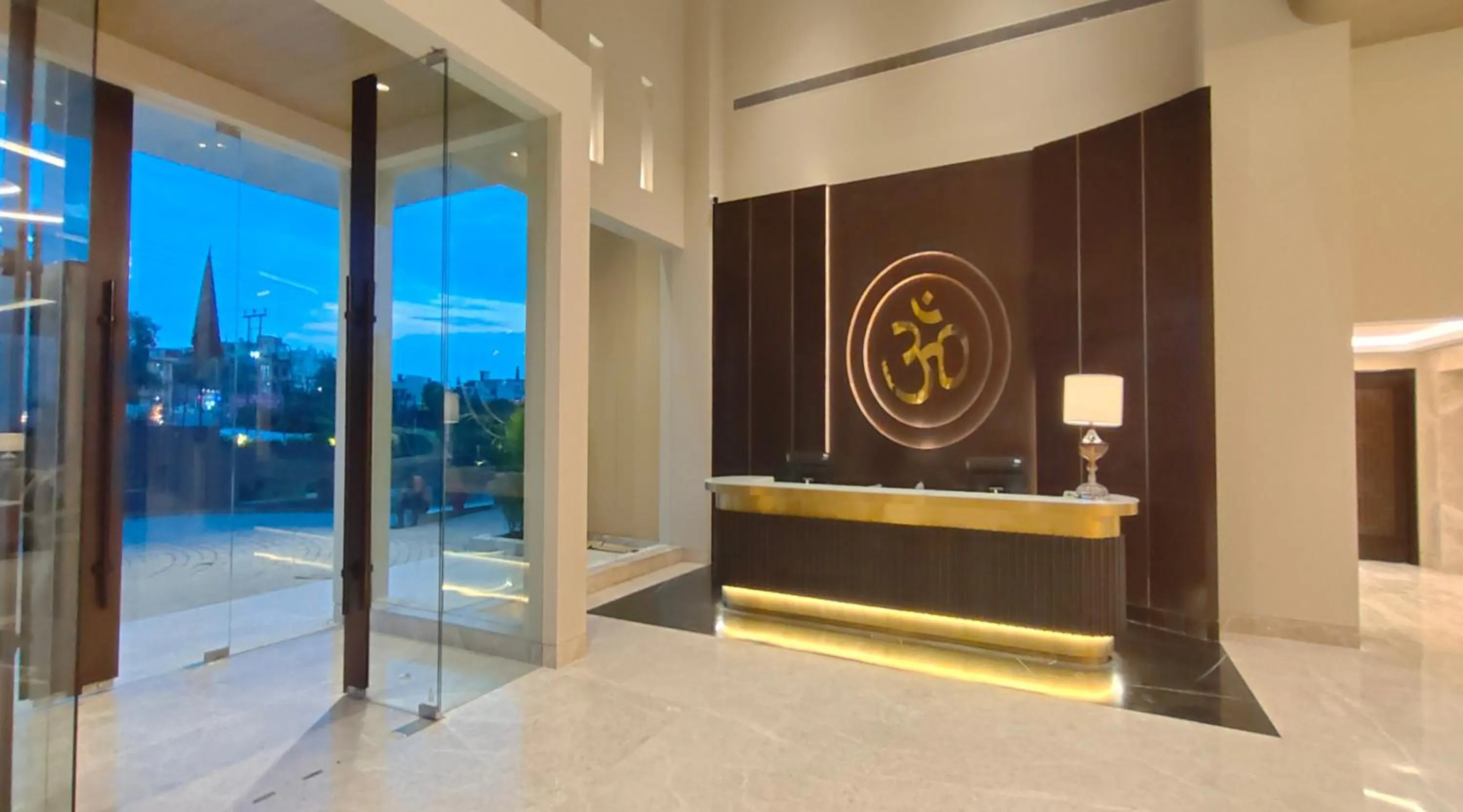 Lobby or reception in Welcomhotel By ITC Hotels, Katra