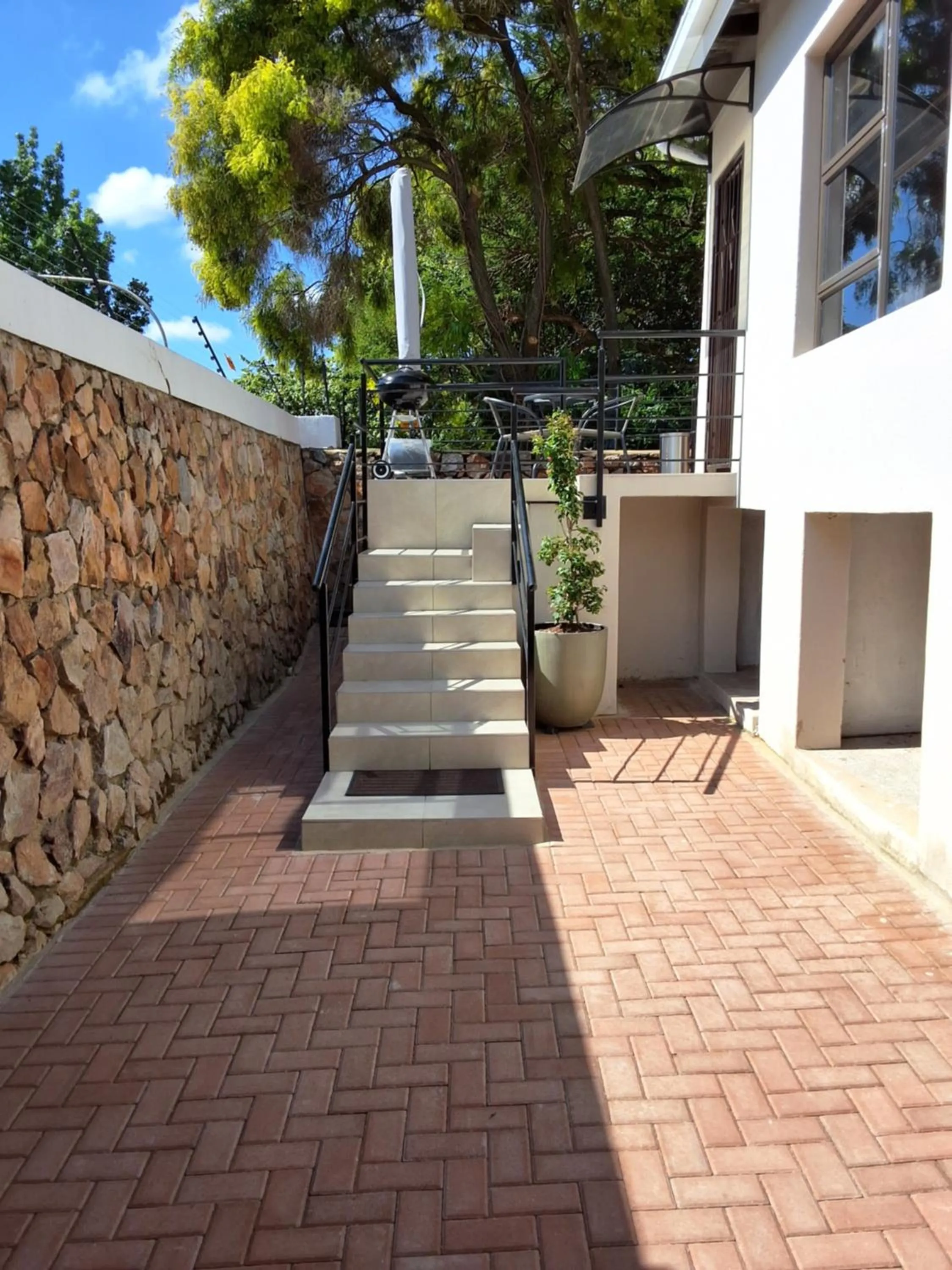 Property building in CityView, a stunning modern apartment