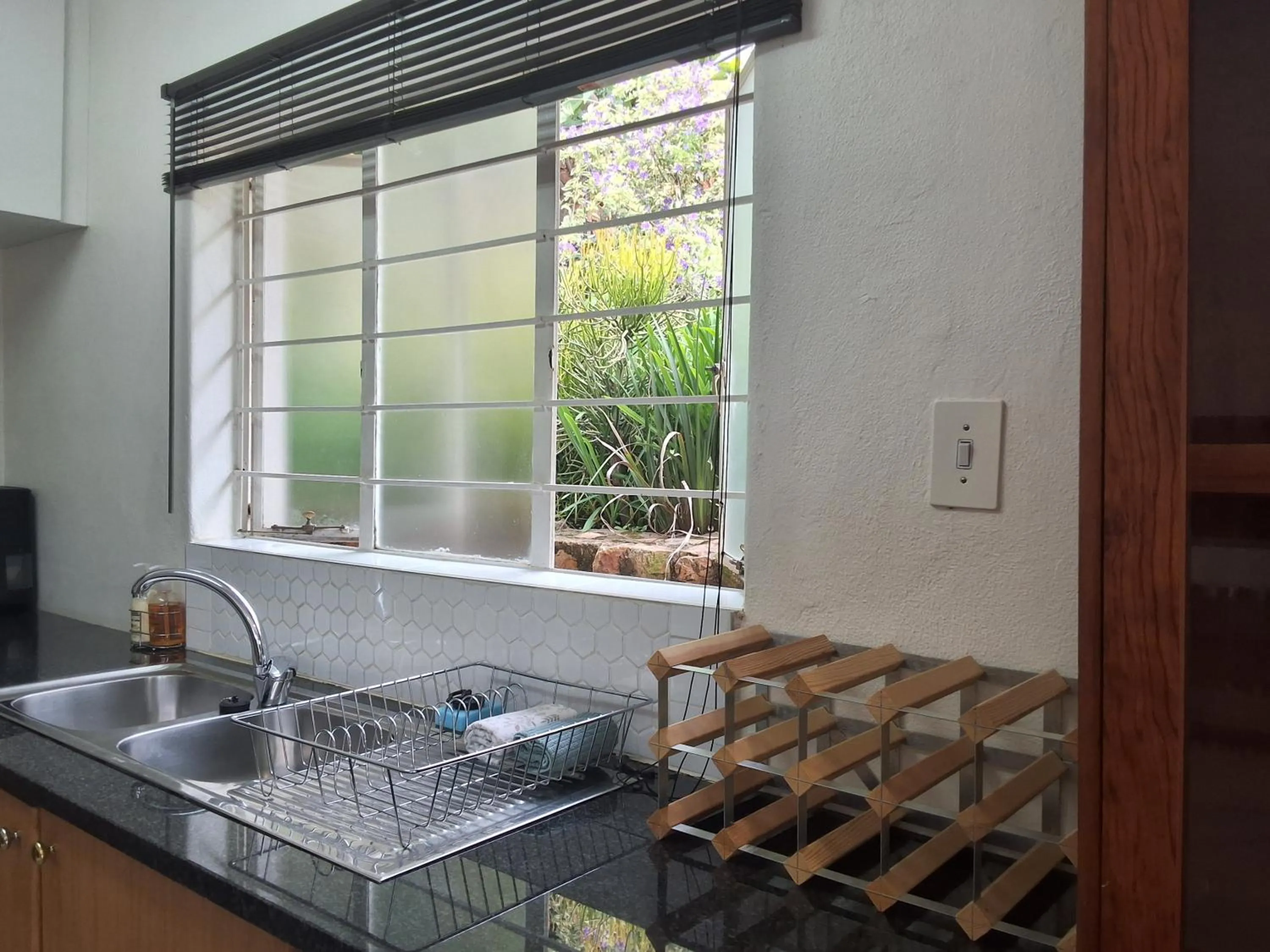 Kitchen or kitchenette in CityView, a stunning modern apartment