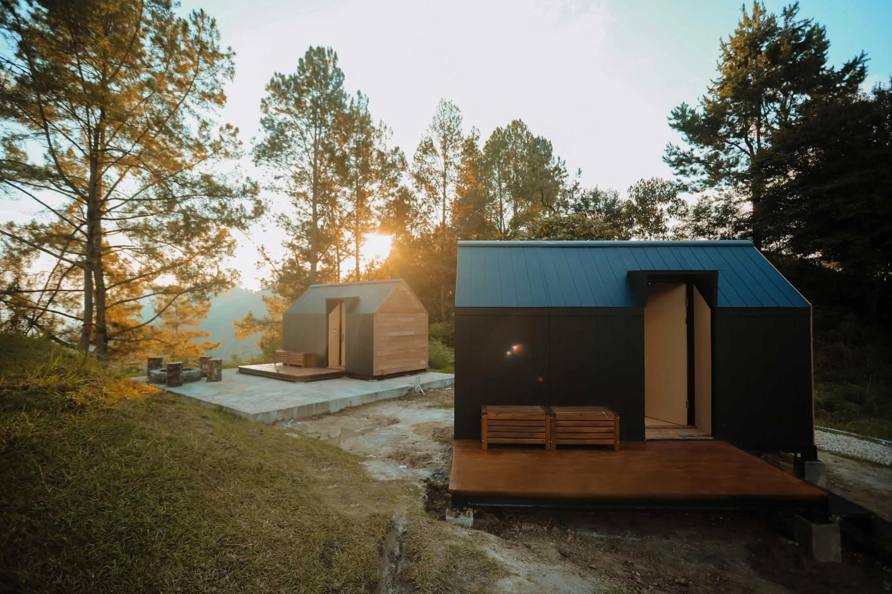 Property building in Bobocabin Kaldera, Toba