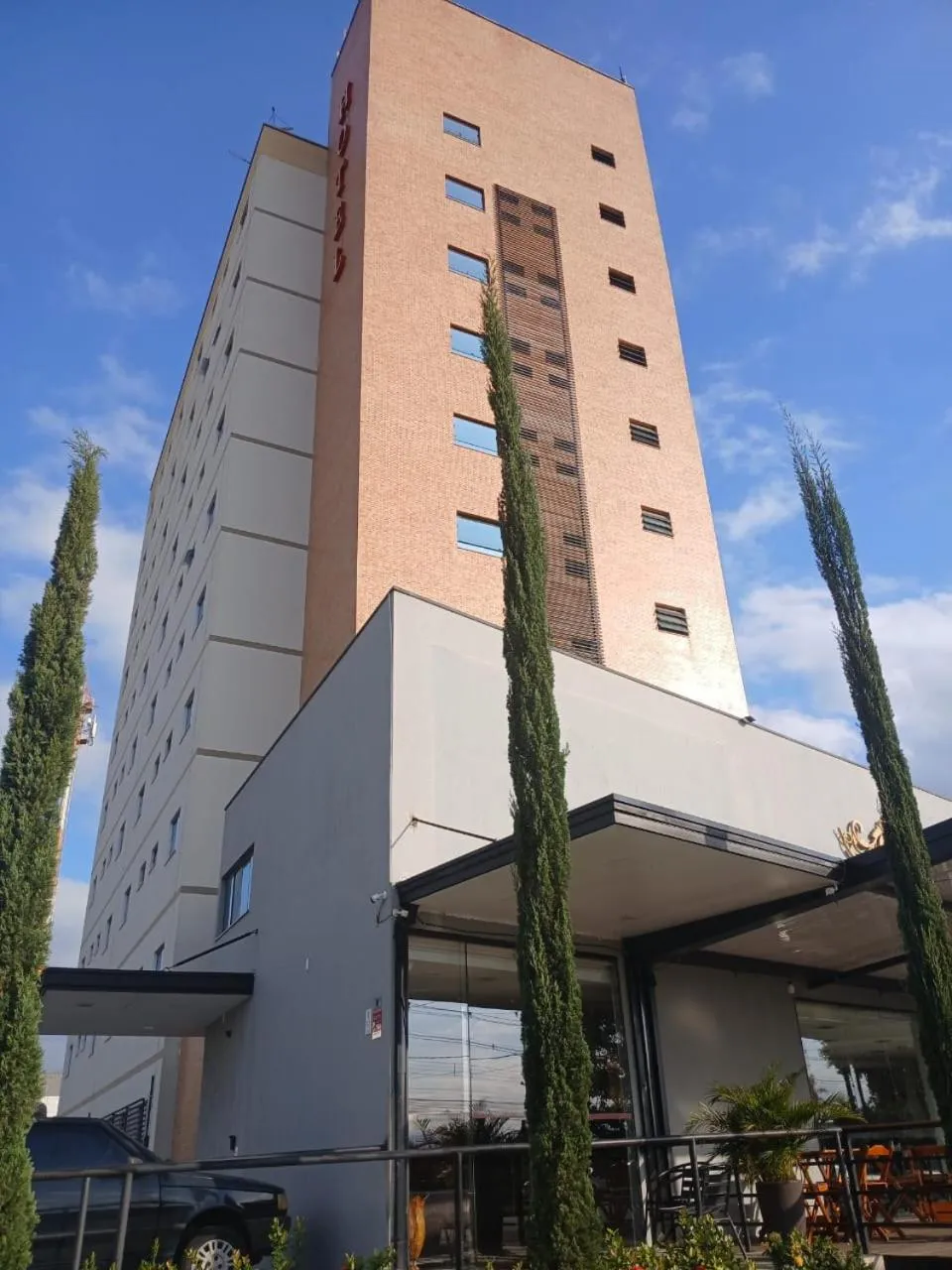 Property building in Pinda Palace Hotel