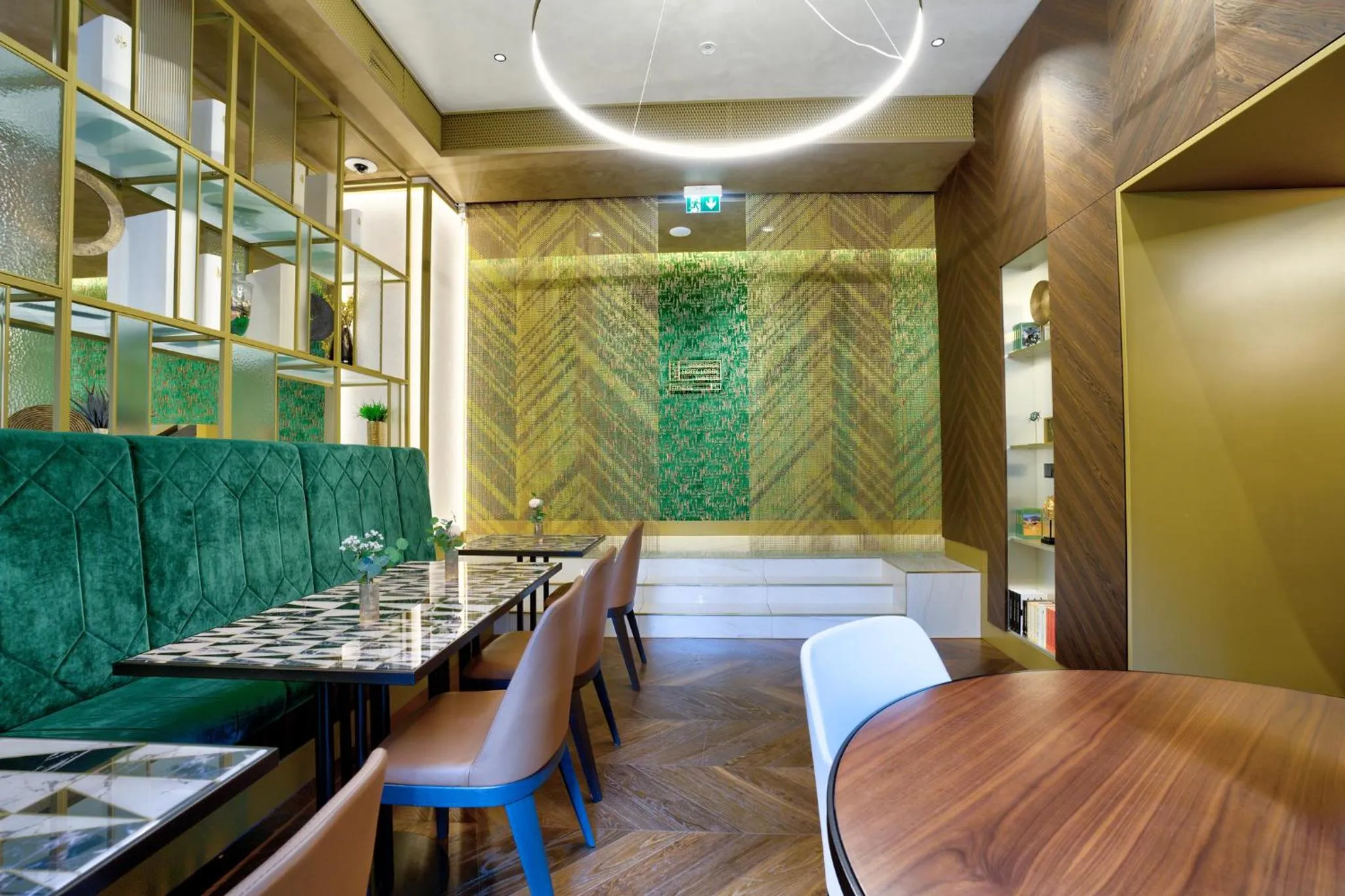 Lobby or reception in Emerald Downtown Luxury Suites by Continental Group