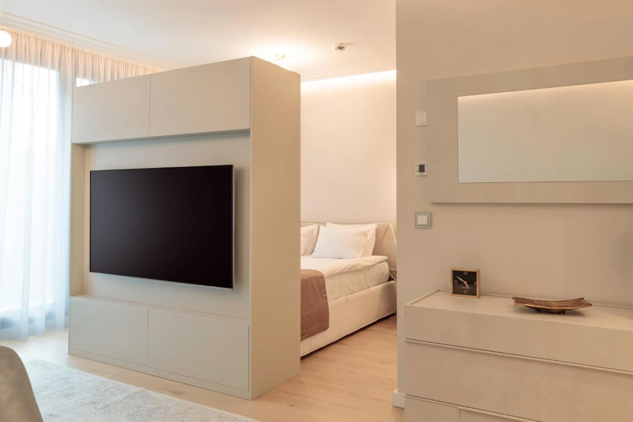 Bedroom, Bed in Emerald Downtown Luxury Suites by Continental Group