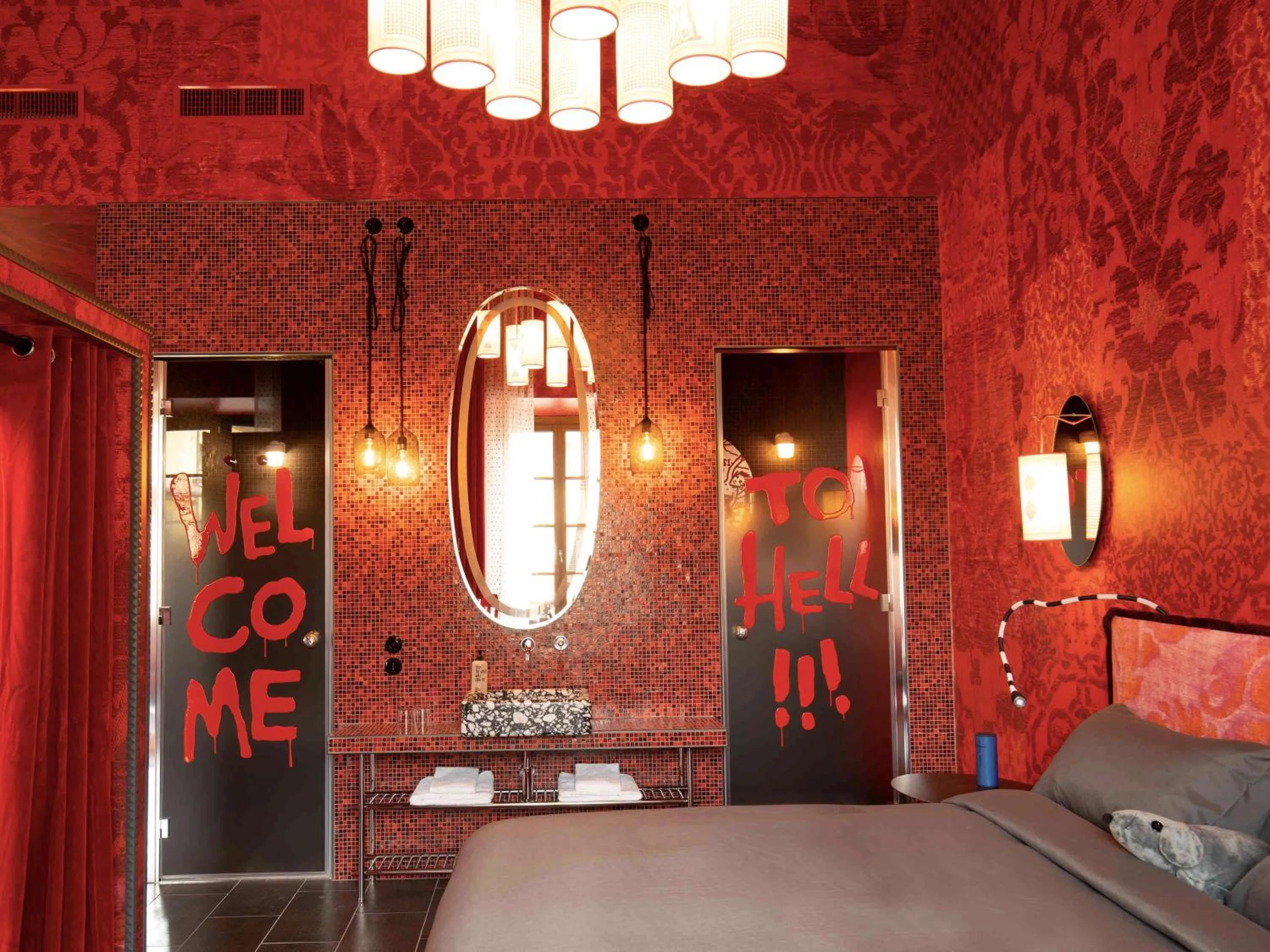 Medium Inferno Room with Balcony in 25hours Hotel Florence Piazza San Paolino