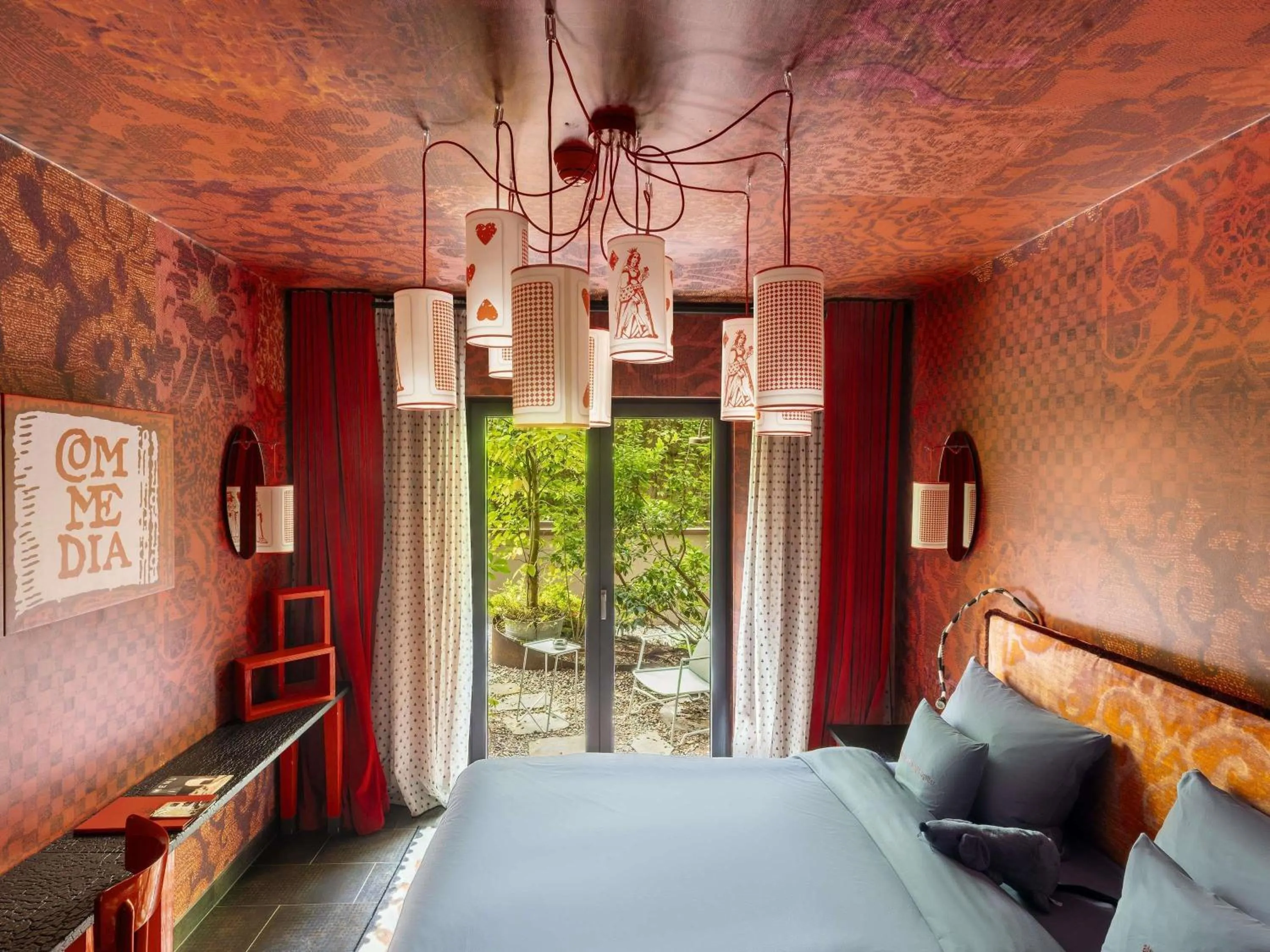 Bedroom, Bed in 25hours Hotel Florence Piazza San Paolino