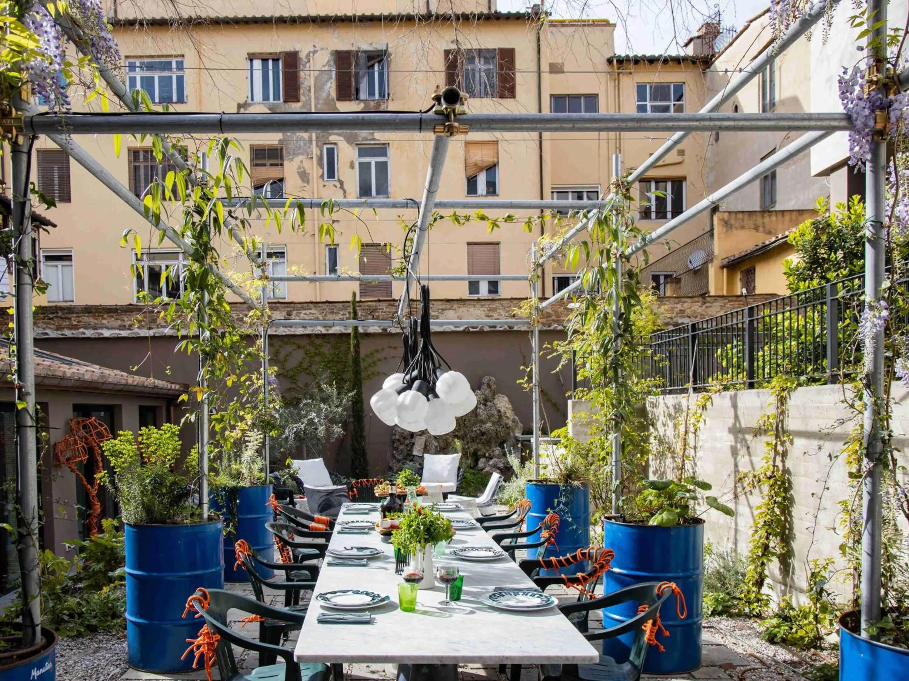 wedding in 25hours Hotel Florence Piazza San Paolino