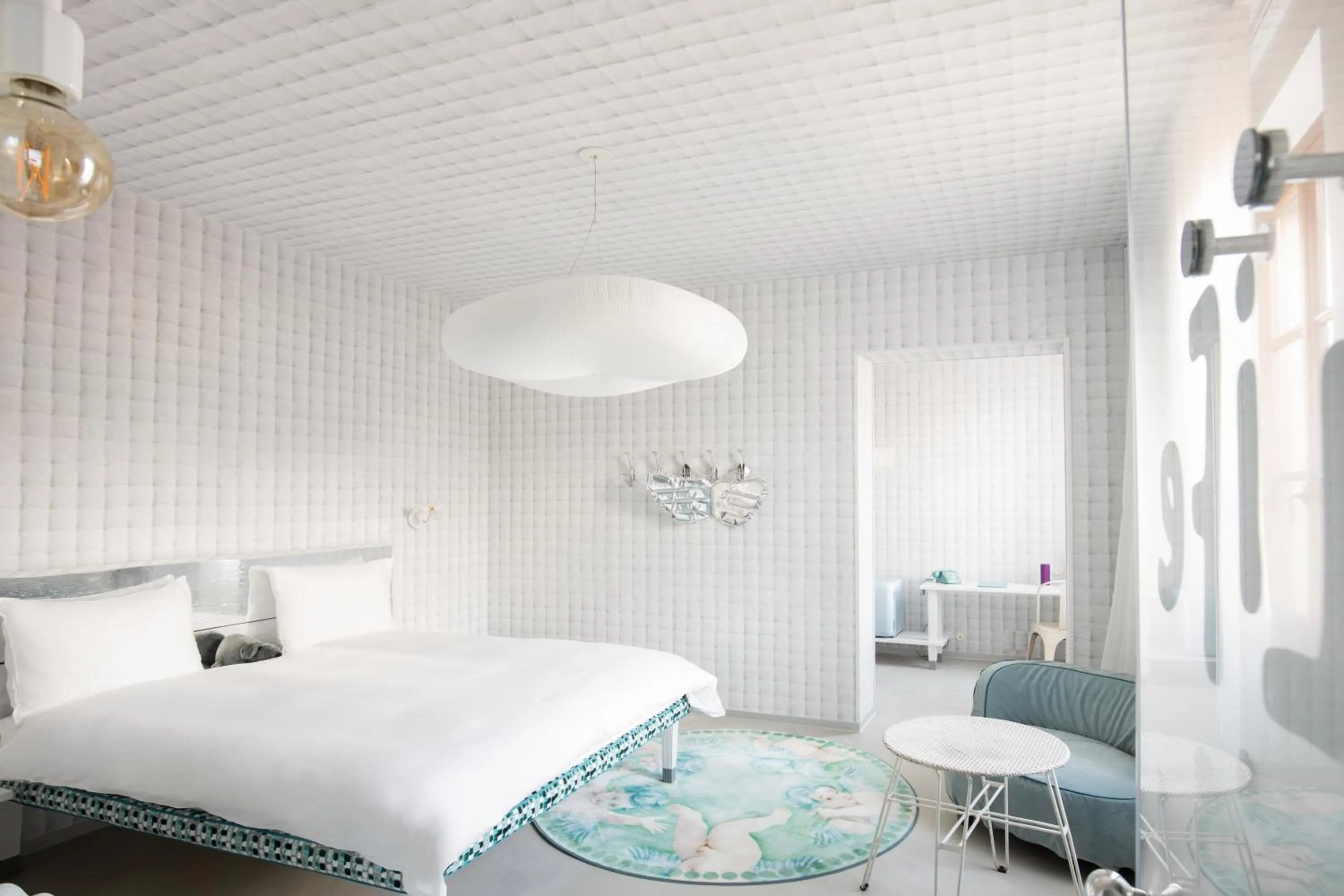 Bedroom, Bed in 25hours Hotel Florence Piazza San Paolino