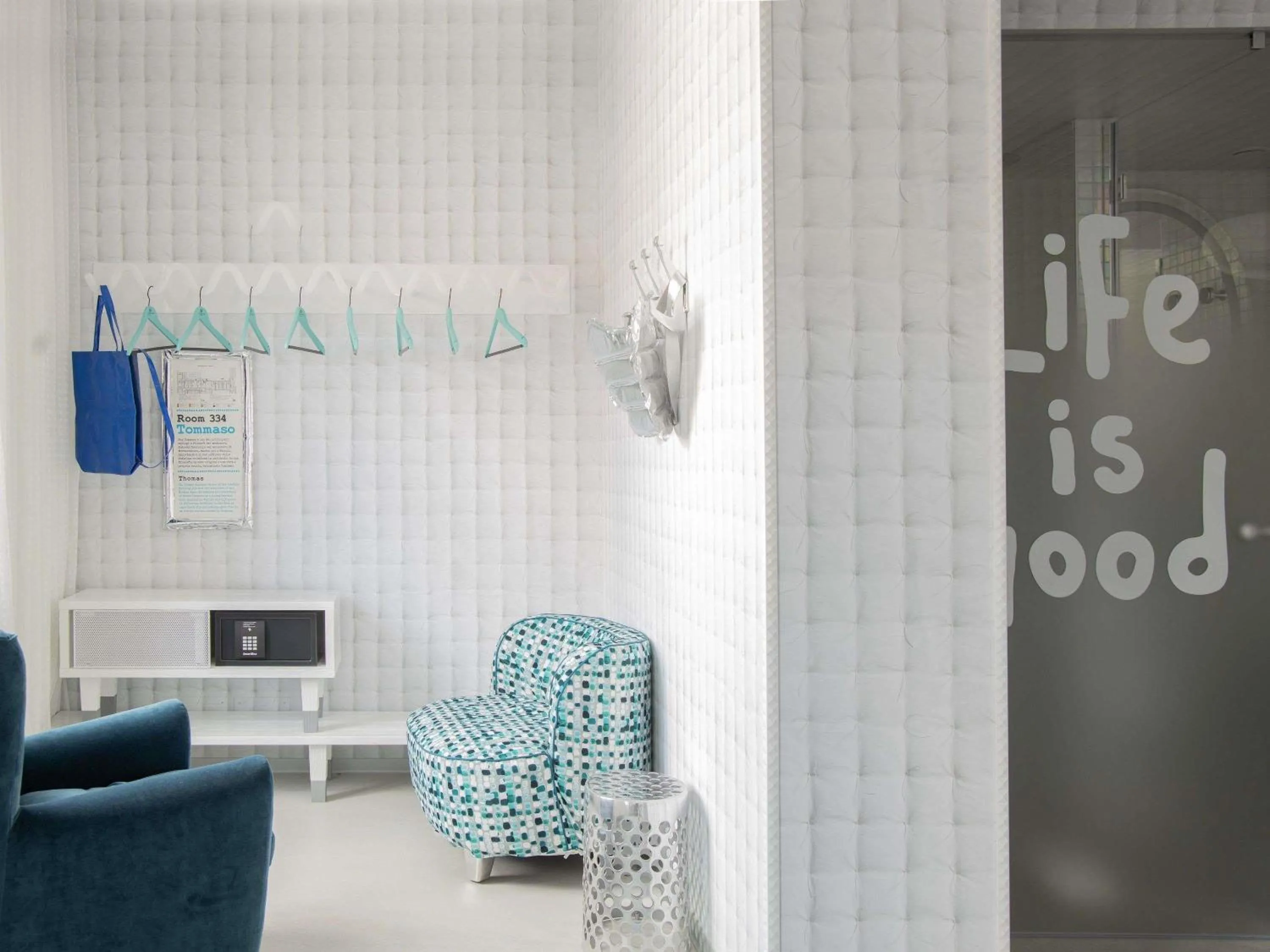 Bedroom in 25hours Hotel Florence Piazza San Paolino