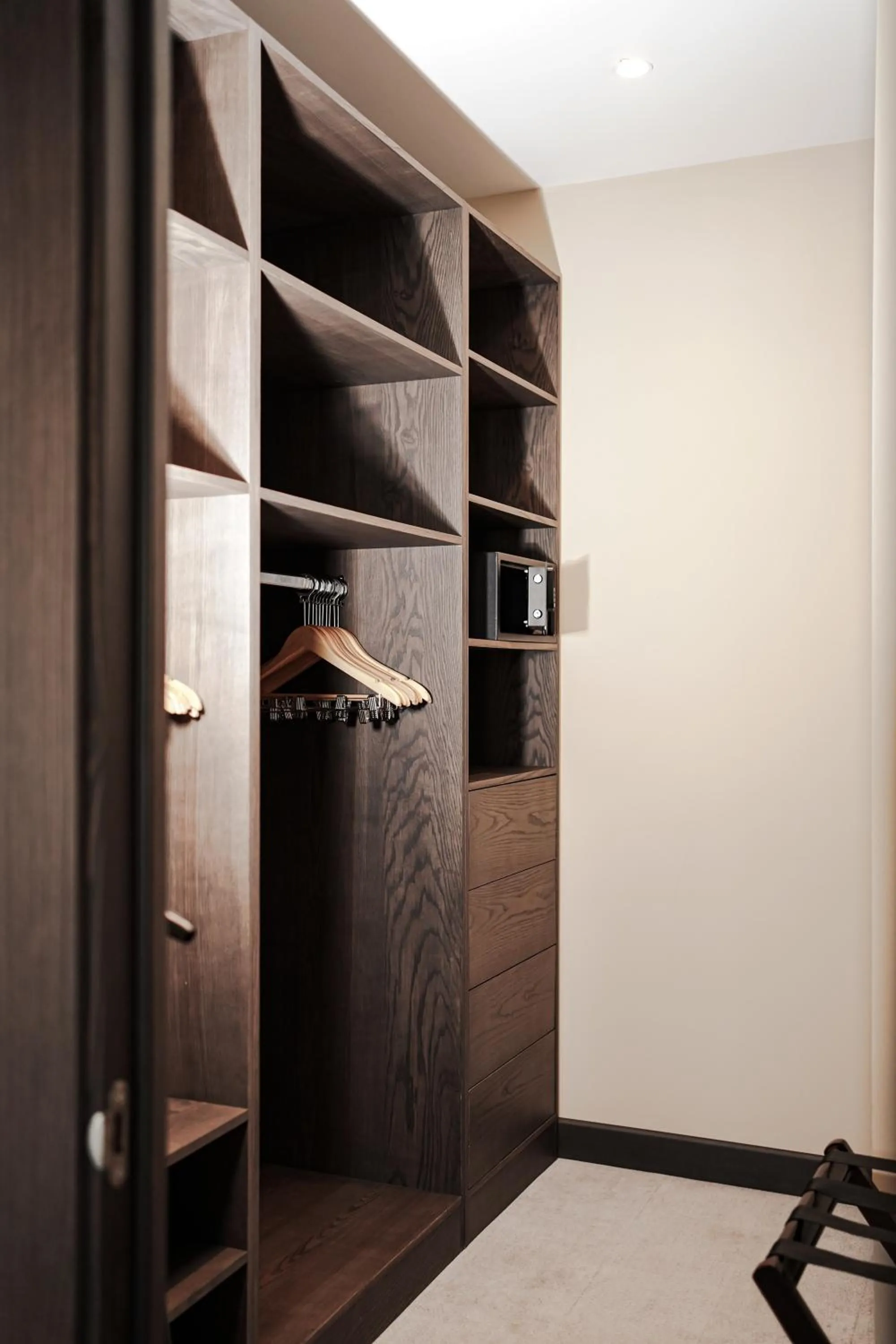 wardrobe in Novotel Bishkek City Center