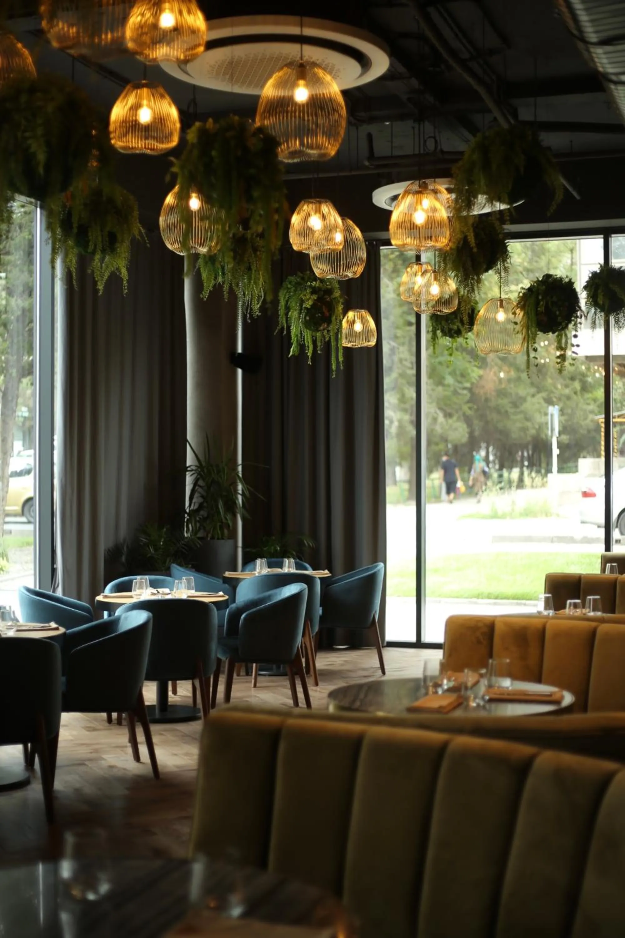 Restaurant/places to eat in Novotel Bishkek City Center