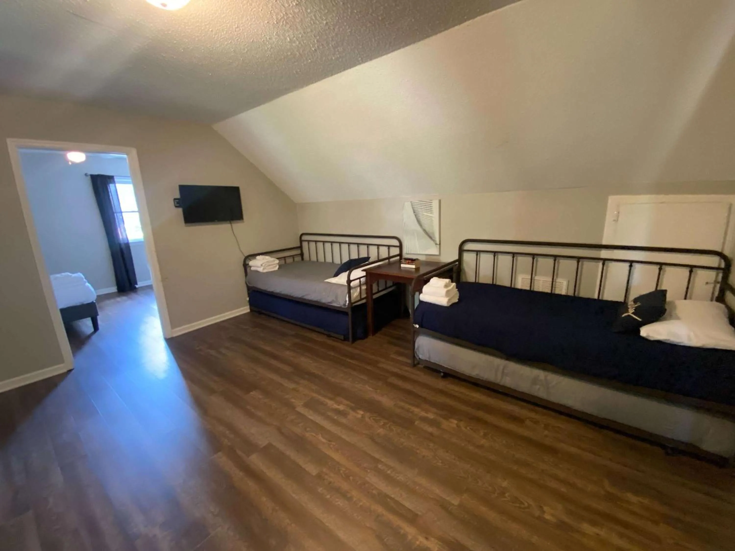 Bed in The Garnet Goliath Columbias Biggest BnB Yard