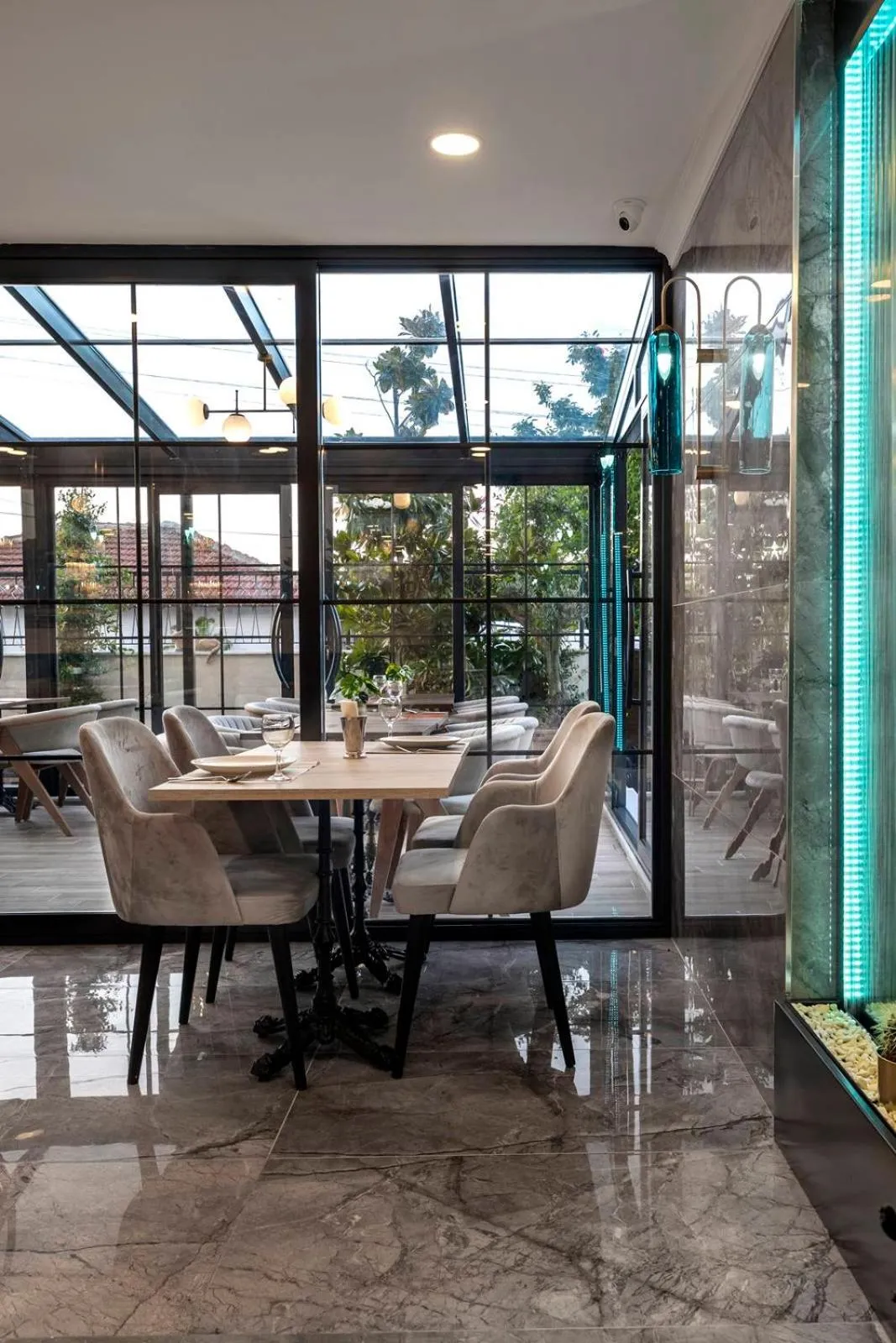 Restaurant/places to eat in LAGUN CASTLE HOTEL&SPA