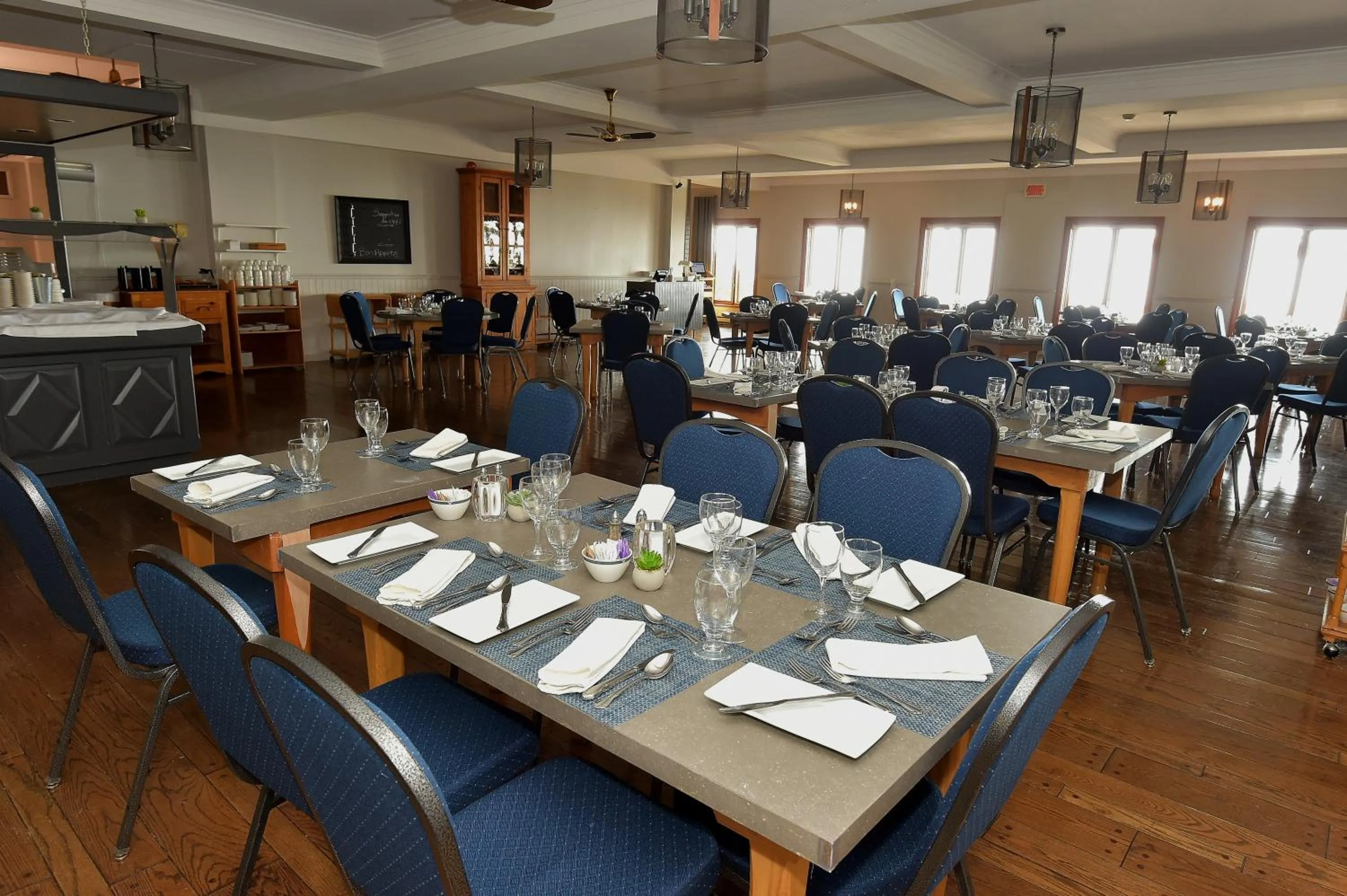 Restaurant/places to eat in Hotel Cap-aux-Pierres