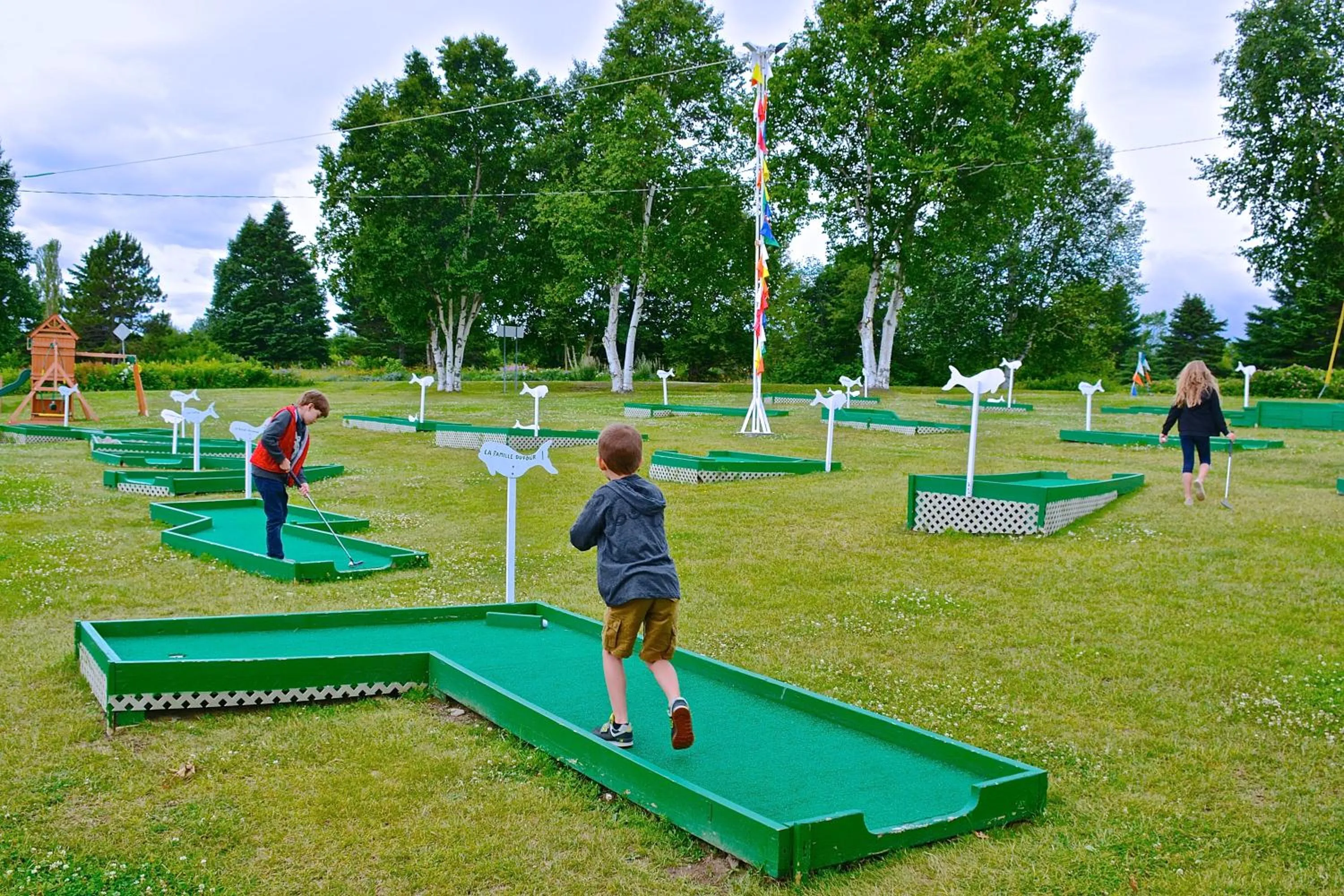 Family in Hotel Cap-aux-Pierres