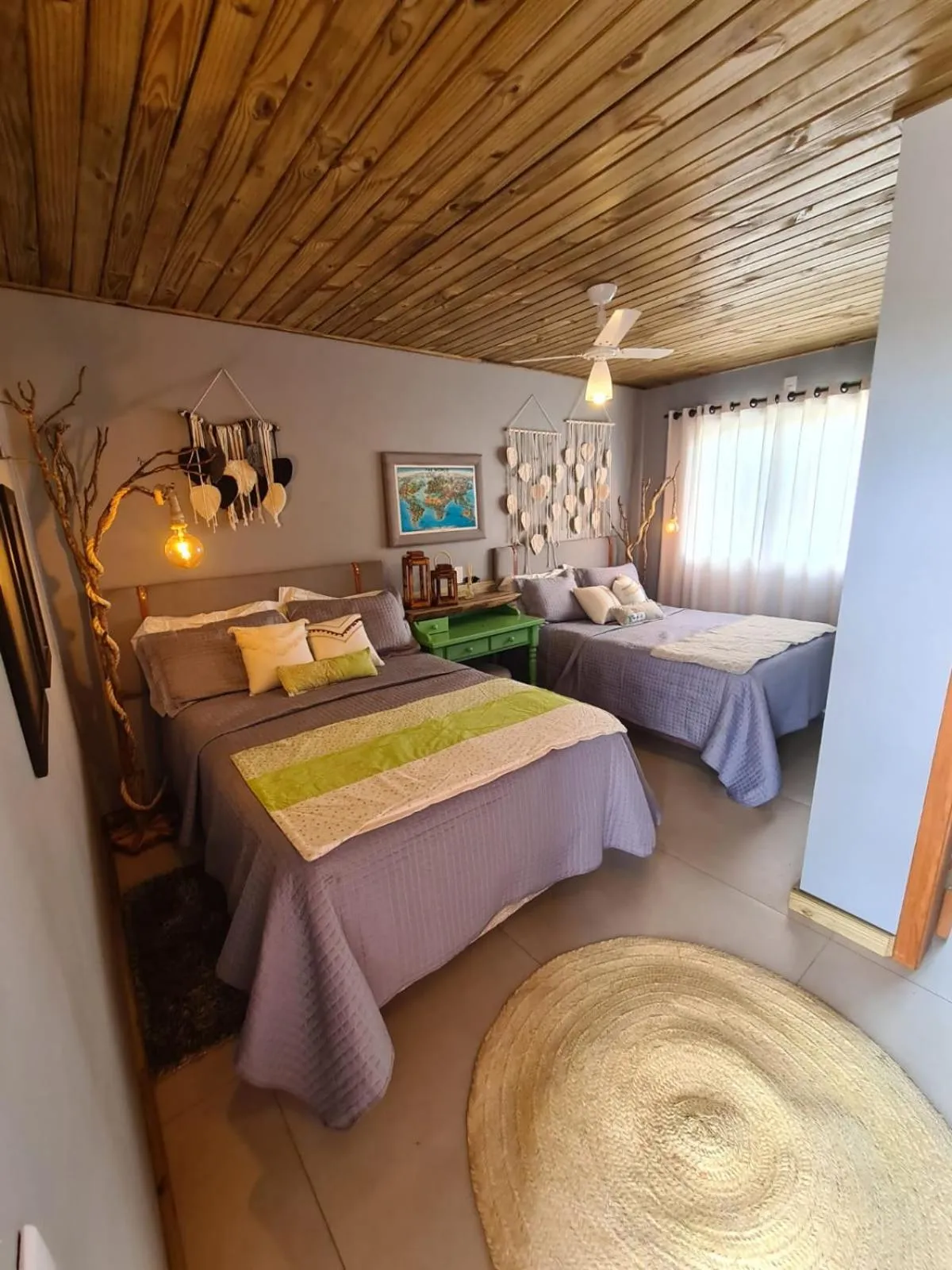 Photo of the whole room, Bed in Refúgio dos Coiotes