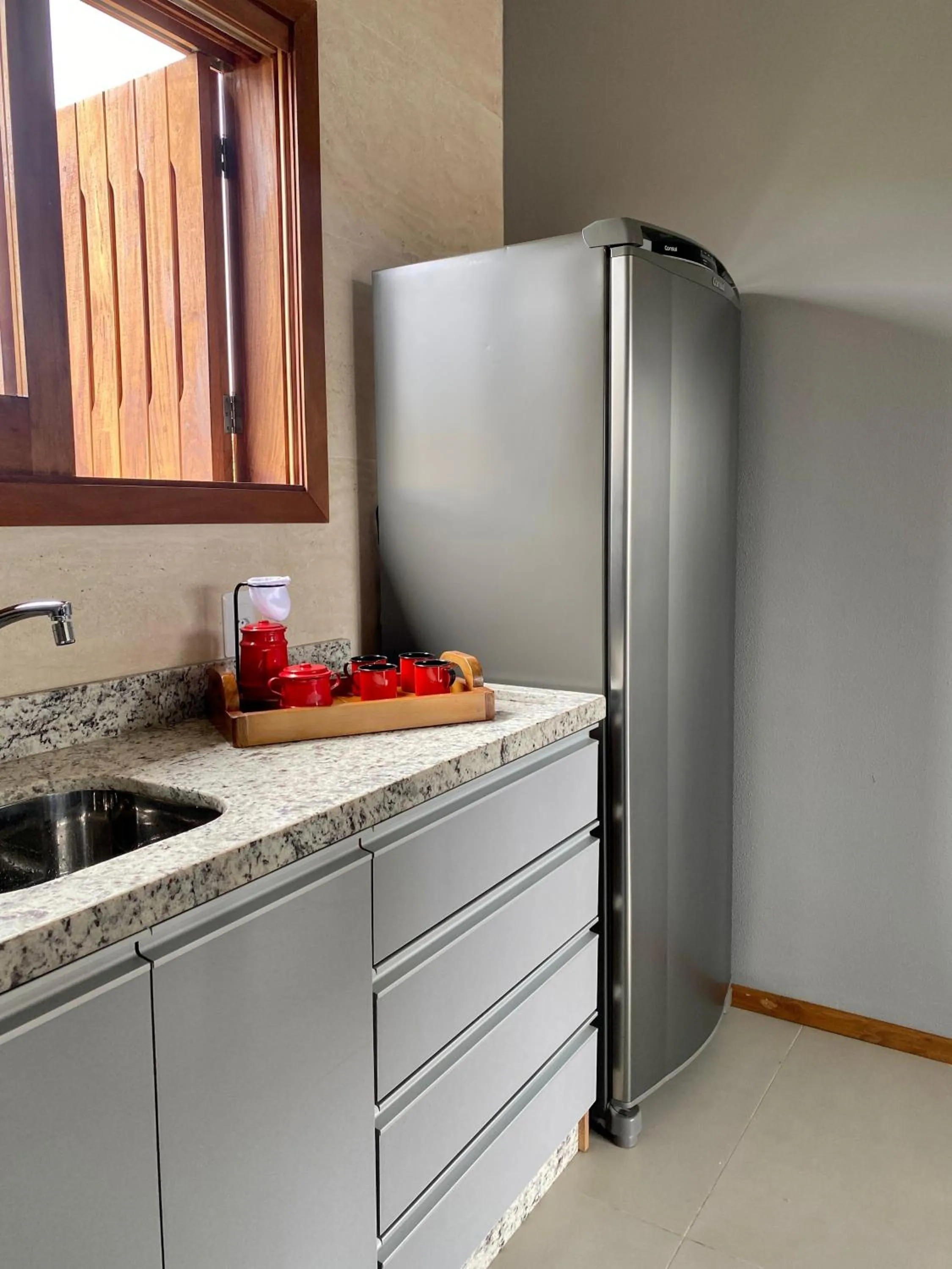 kitchen in Refúgio dos Coiotes