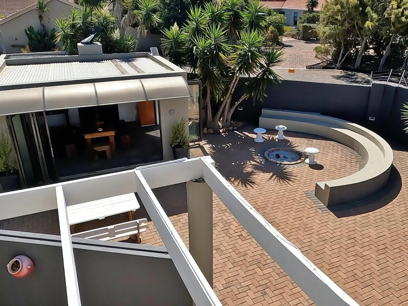 BBQ facilities in Beachwood Inn Melkbosstrand