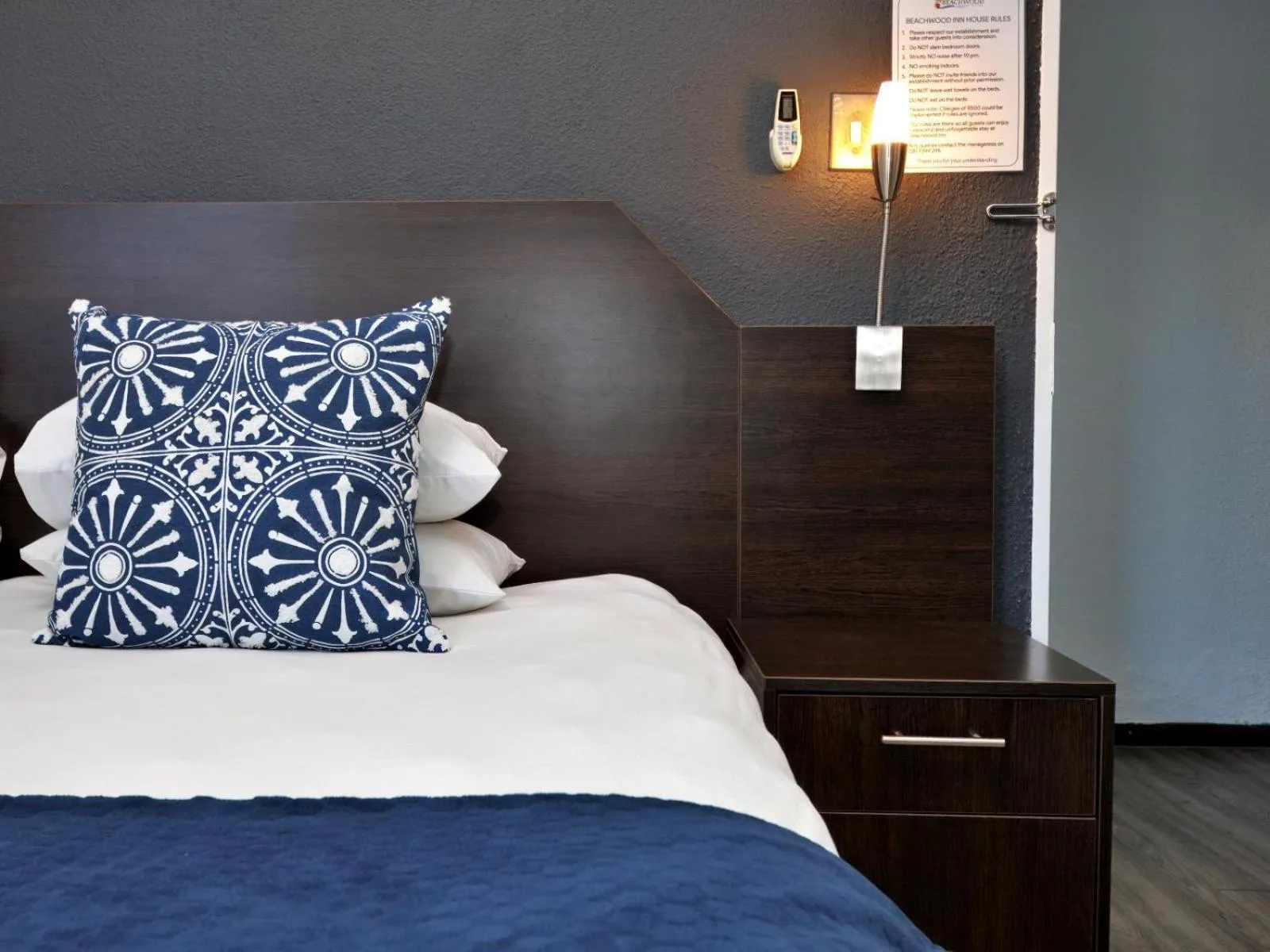 Photo of the whole room, Bed in Beachwood Inn Melkbosstrand