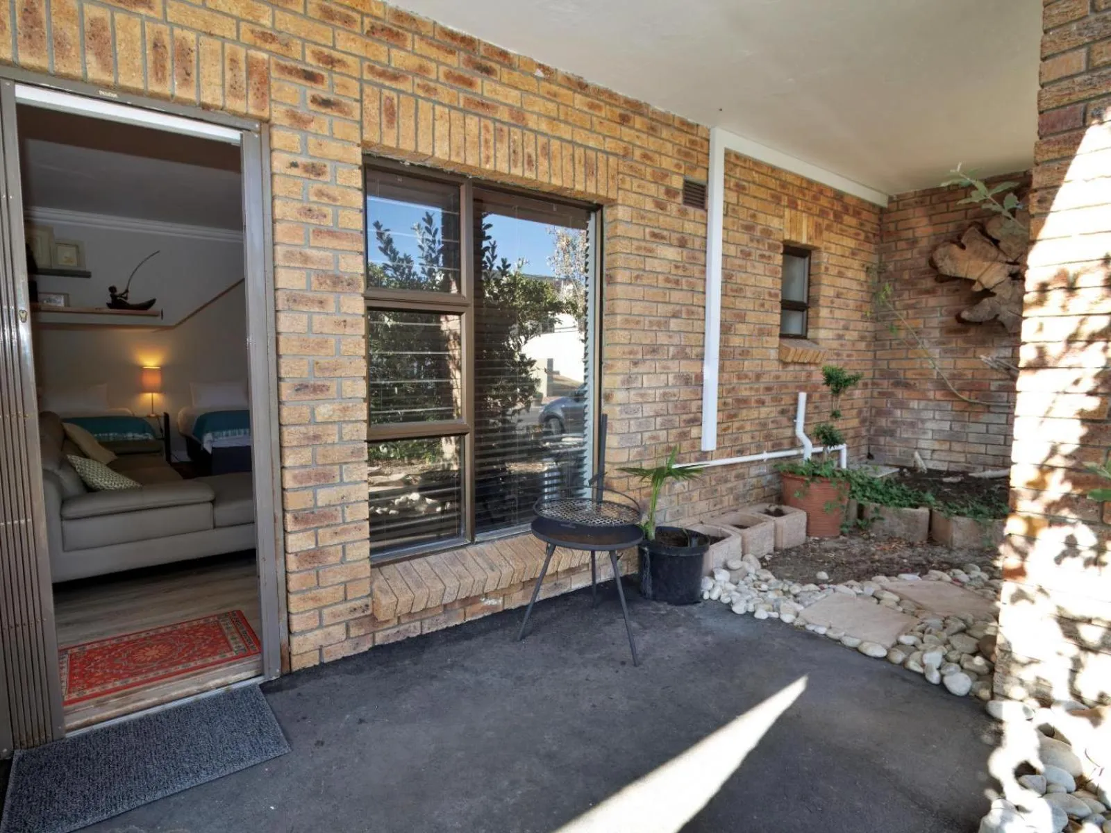 Property building in Beachwood Inn Melkbosstrand