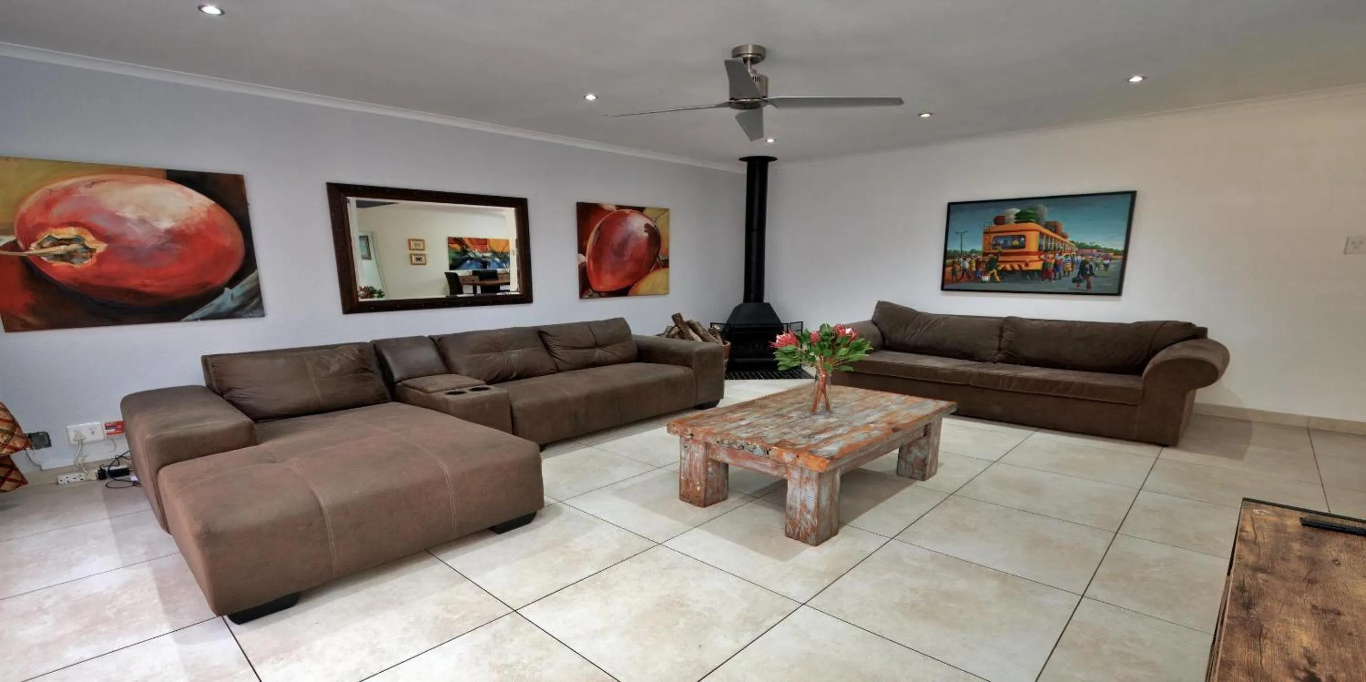 Living room in Beachwood Inn Melkbosstrand