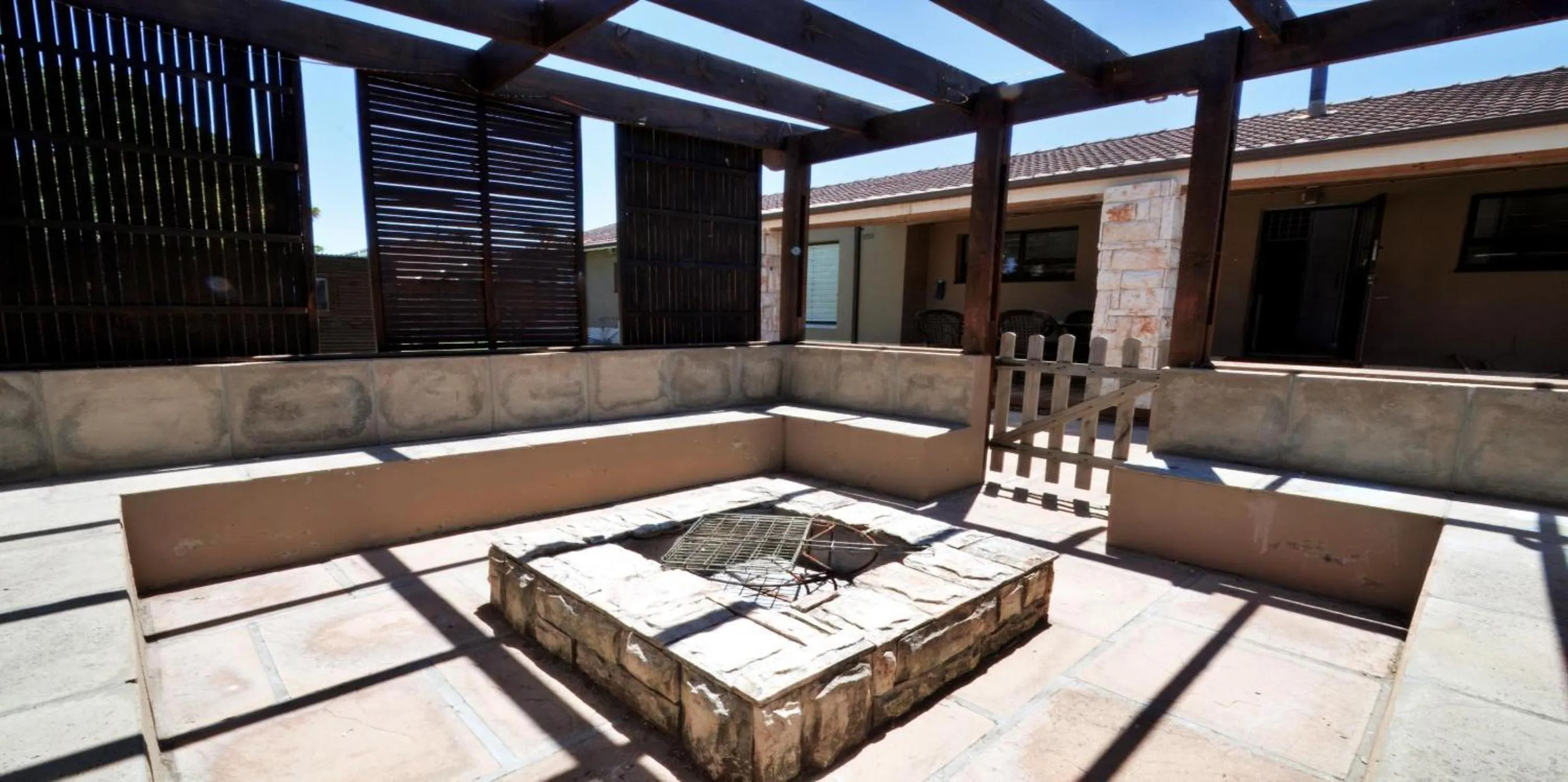 BBQ facilities in Beachwood Inn Melkbosstrand