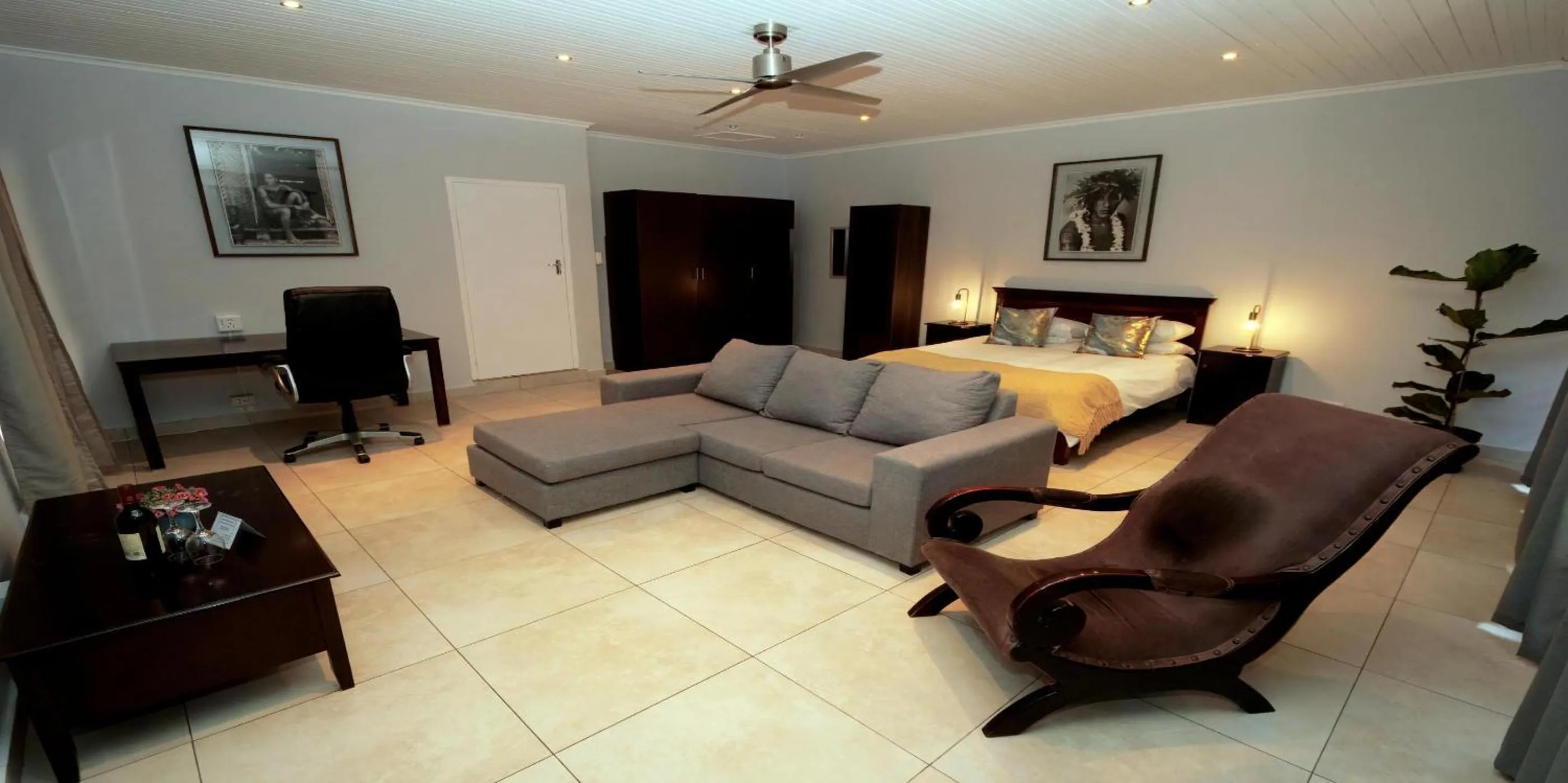 Photo of the whole room in Beachwood Inn Melkbosstrand