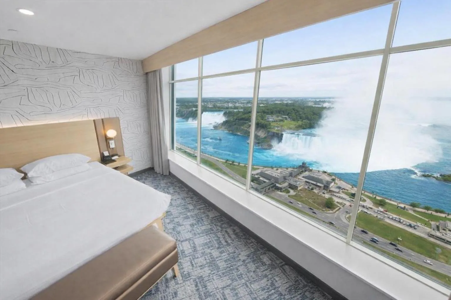 View (from property/room), Bed in Tower Hotel at Fallsview