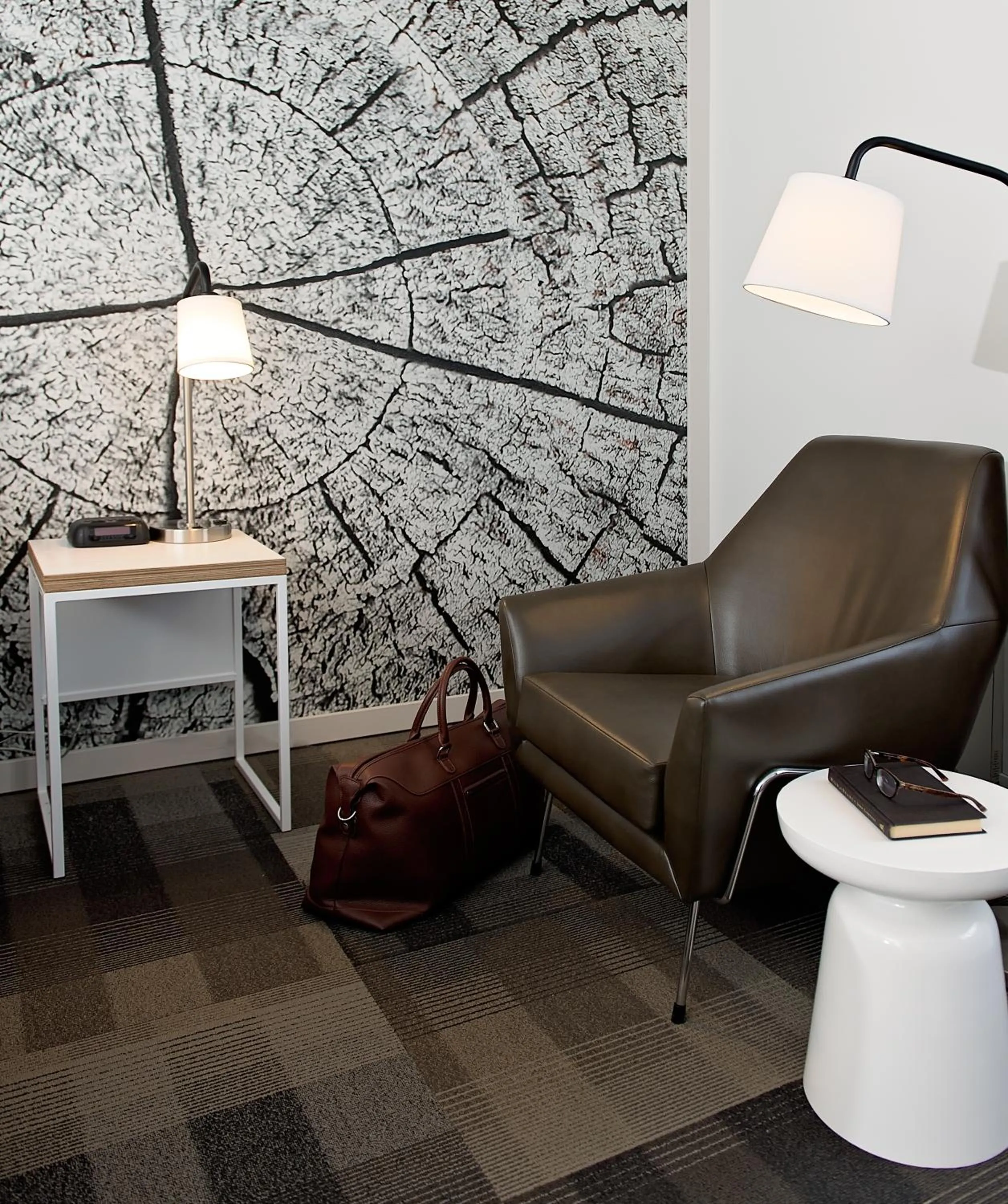 Seating area in Coast Canmore Hotel & Conference Centre