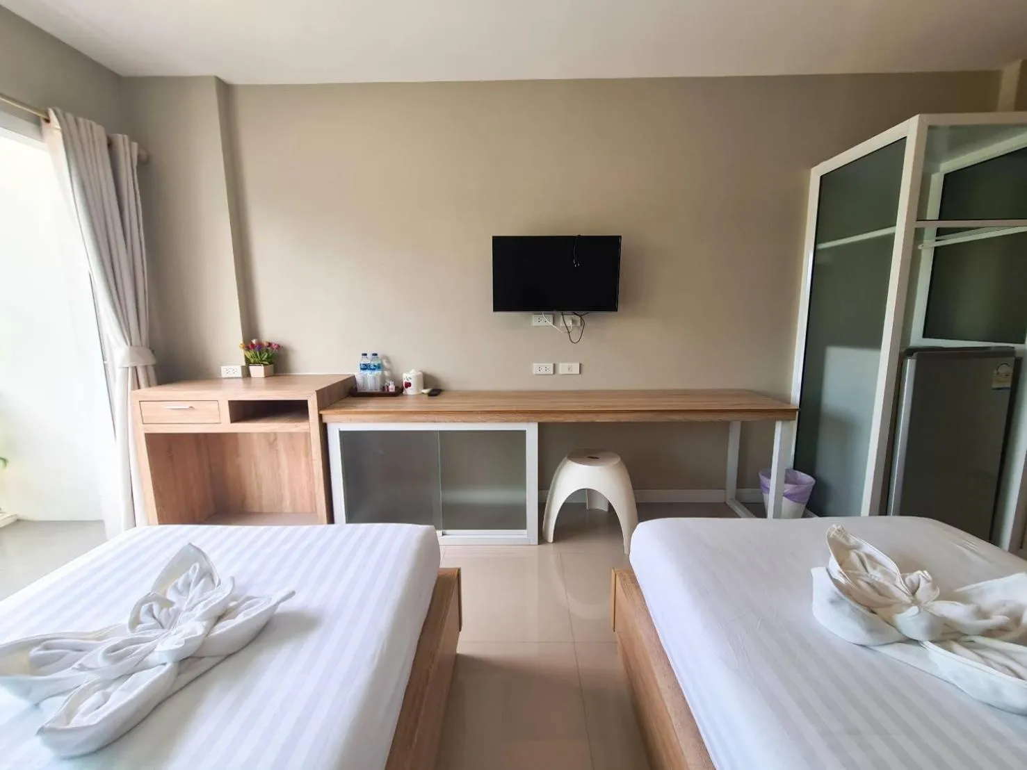 Bed in UR The Private Huahin