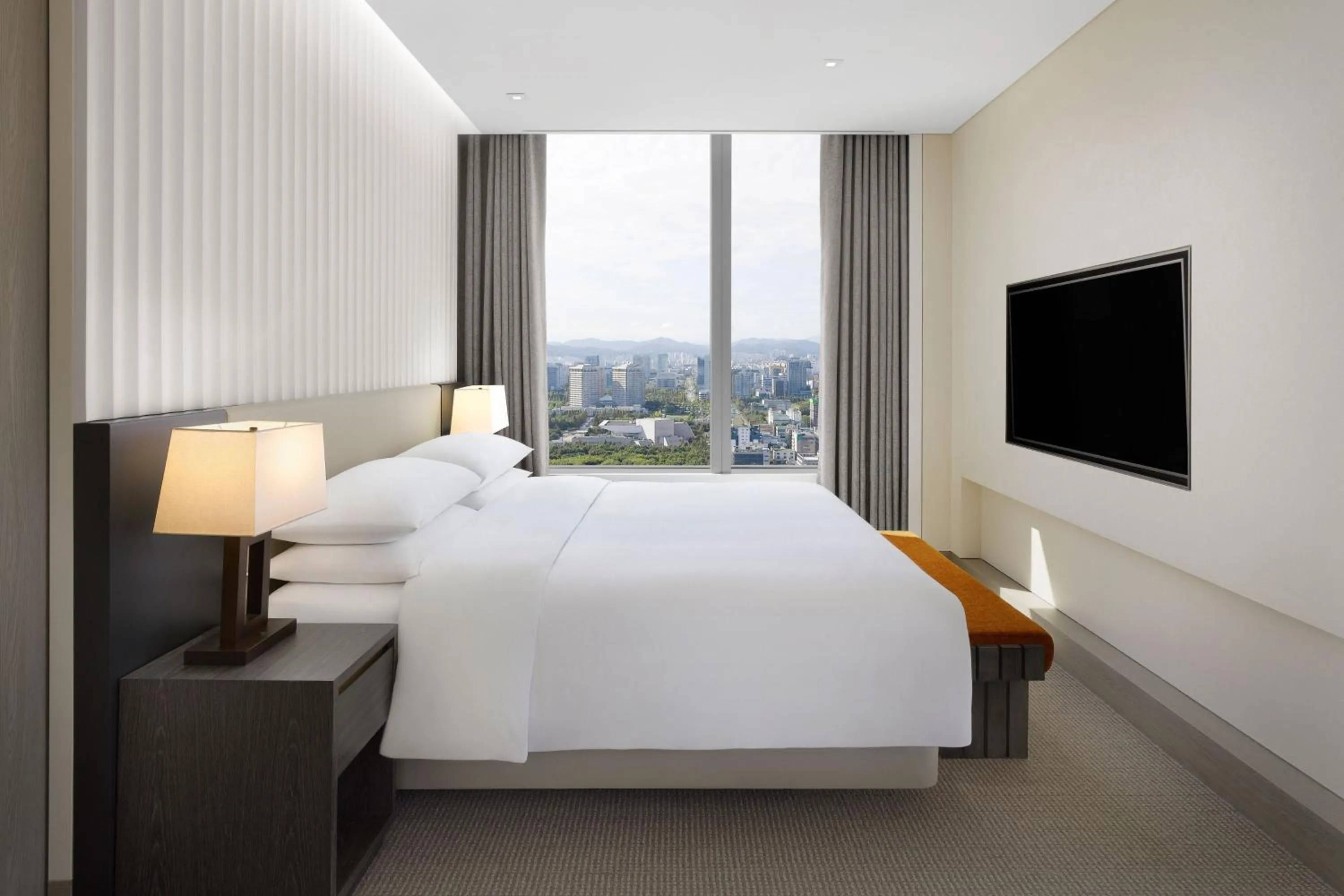 Bedroom, Bed in Hotel Onoma Daejeon, Autograph Collection