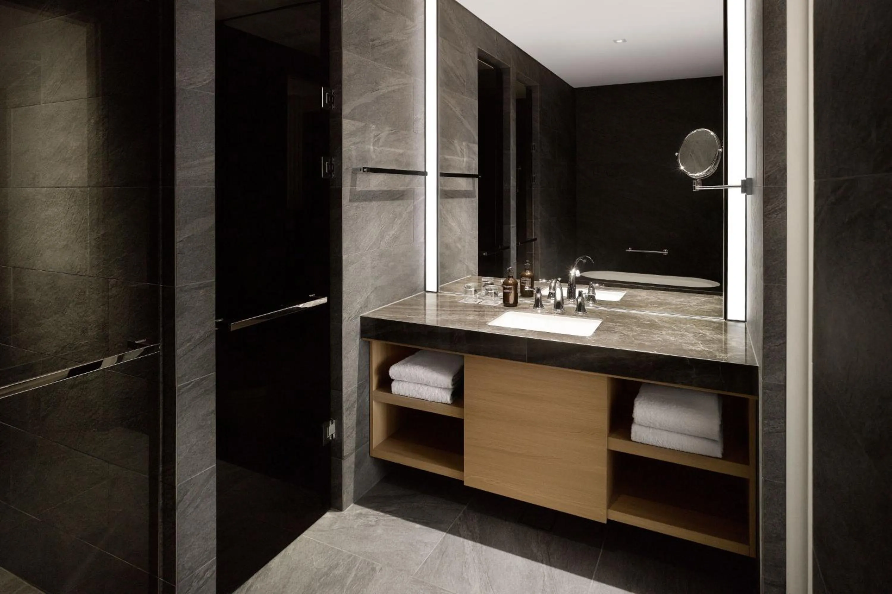 Bathroom in Hotel Onoma Daejeon, Autograph Collection