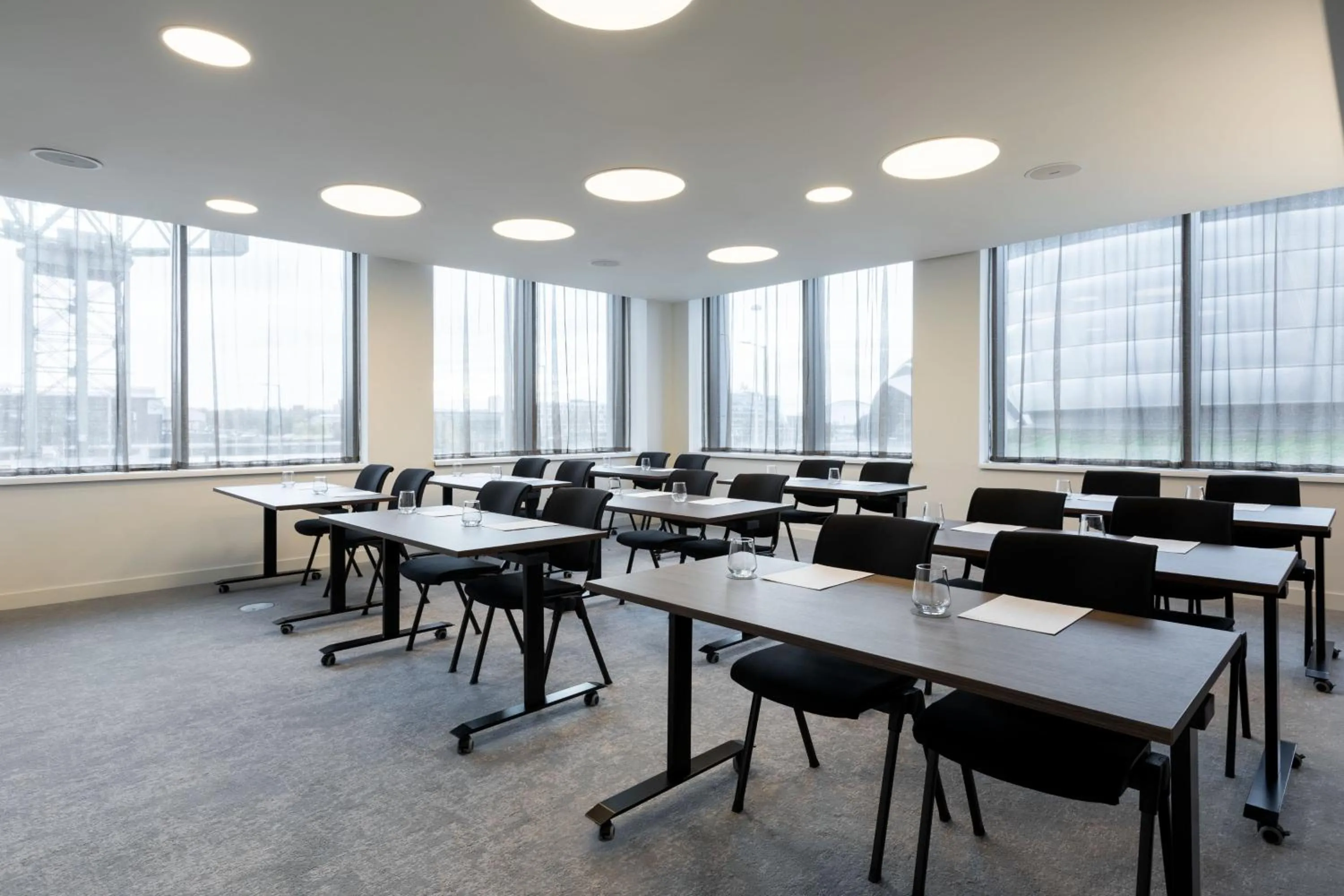 Meeting/conference room in Courtyard by Marriott Glasgow SEC