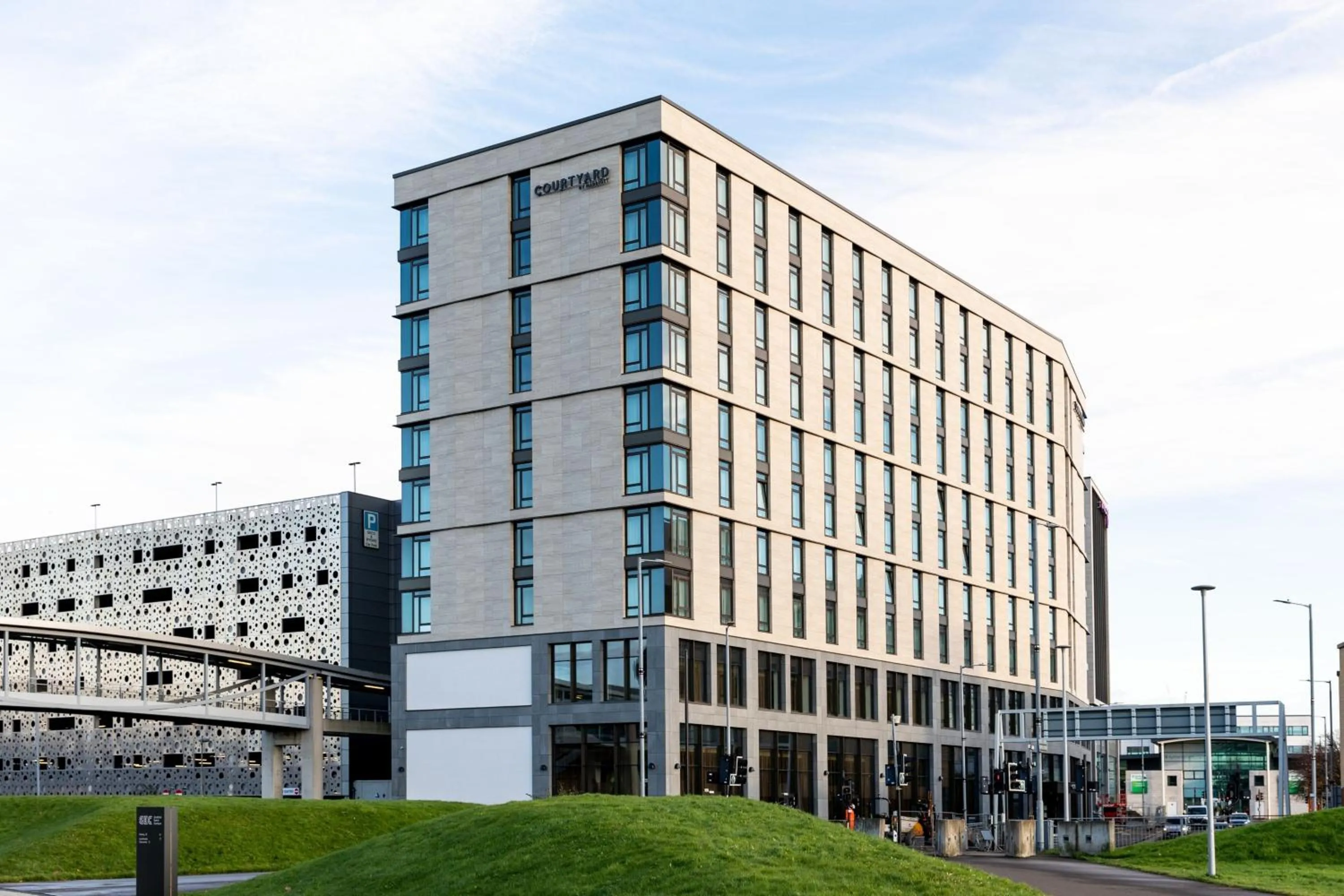 Property building in Courtyard by Marriott Glasgow SEC