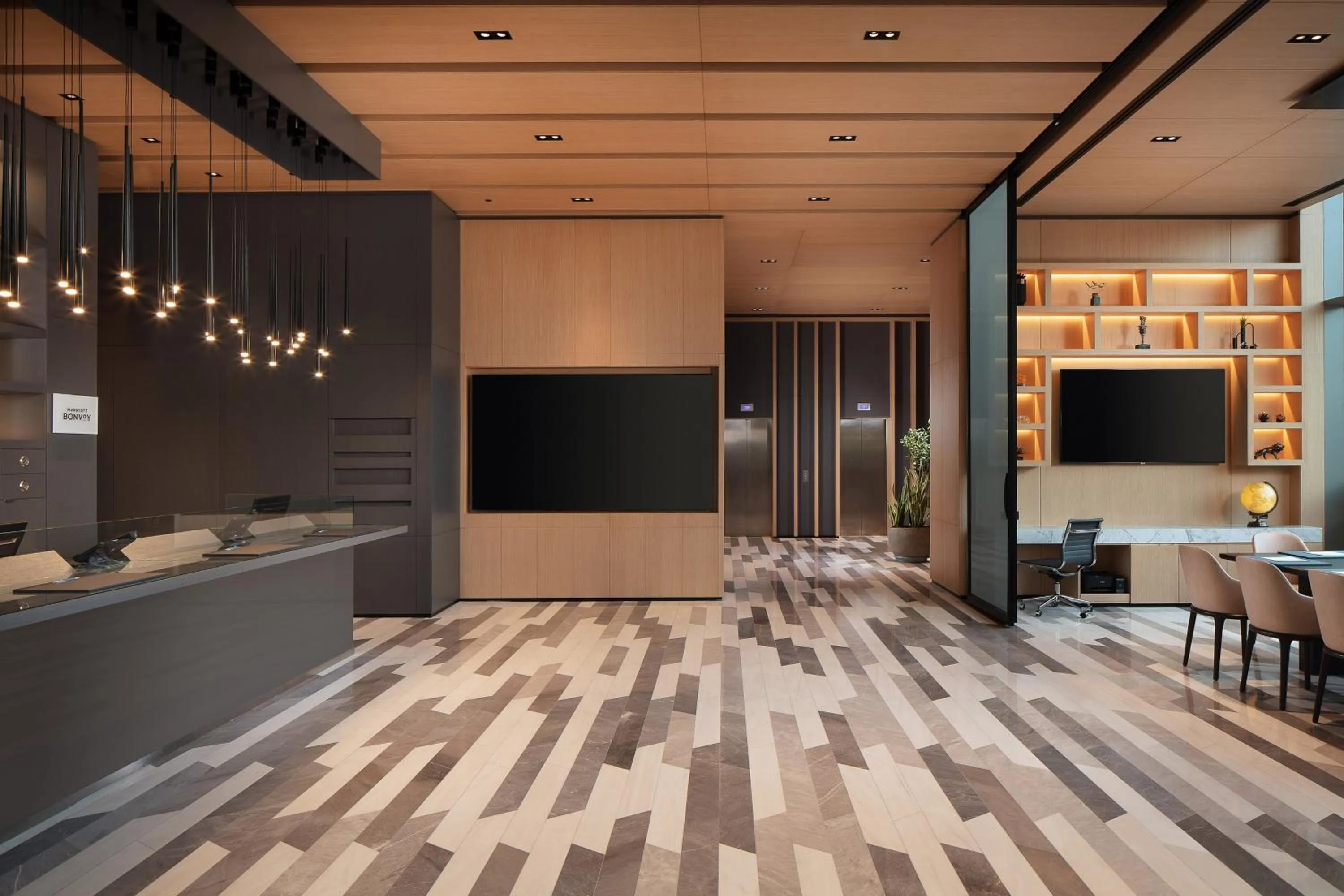 Lobby or reception in Four Points by Sheraton Istanbul Kagithane