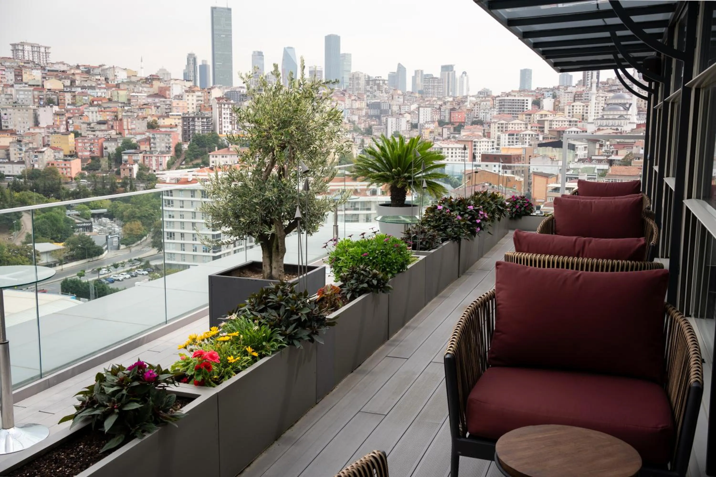 Balcony/Terrace in Four Points by Sheraton Istanbul Kagithane