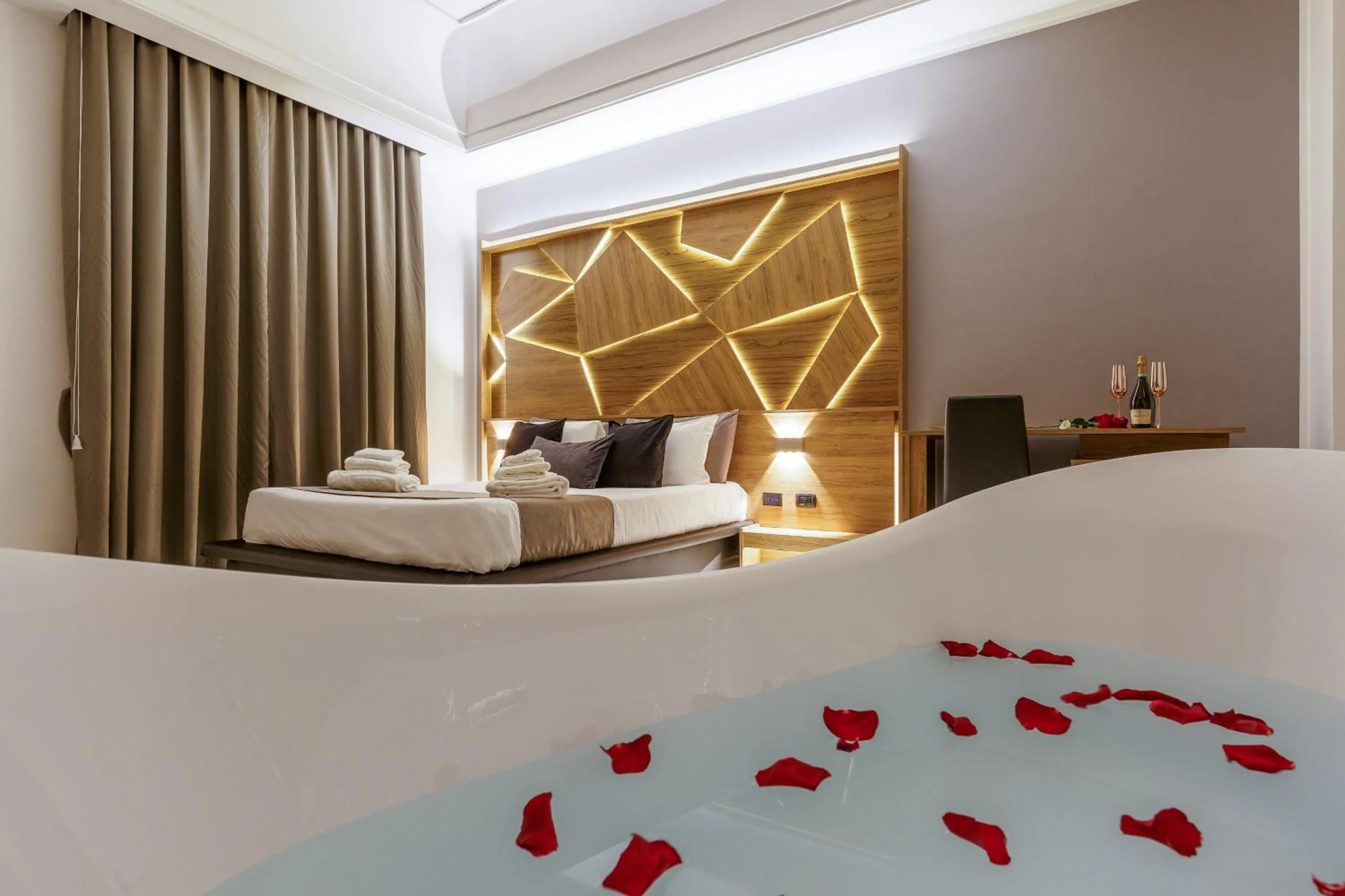 Bed in Sant'Angelo Suites