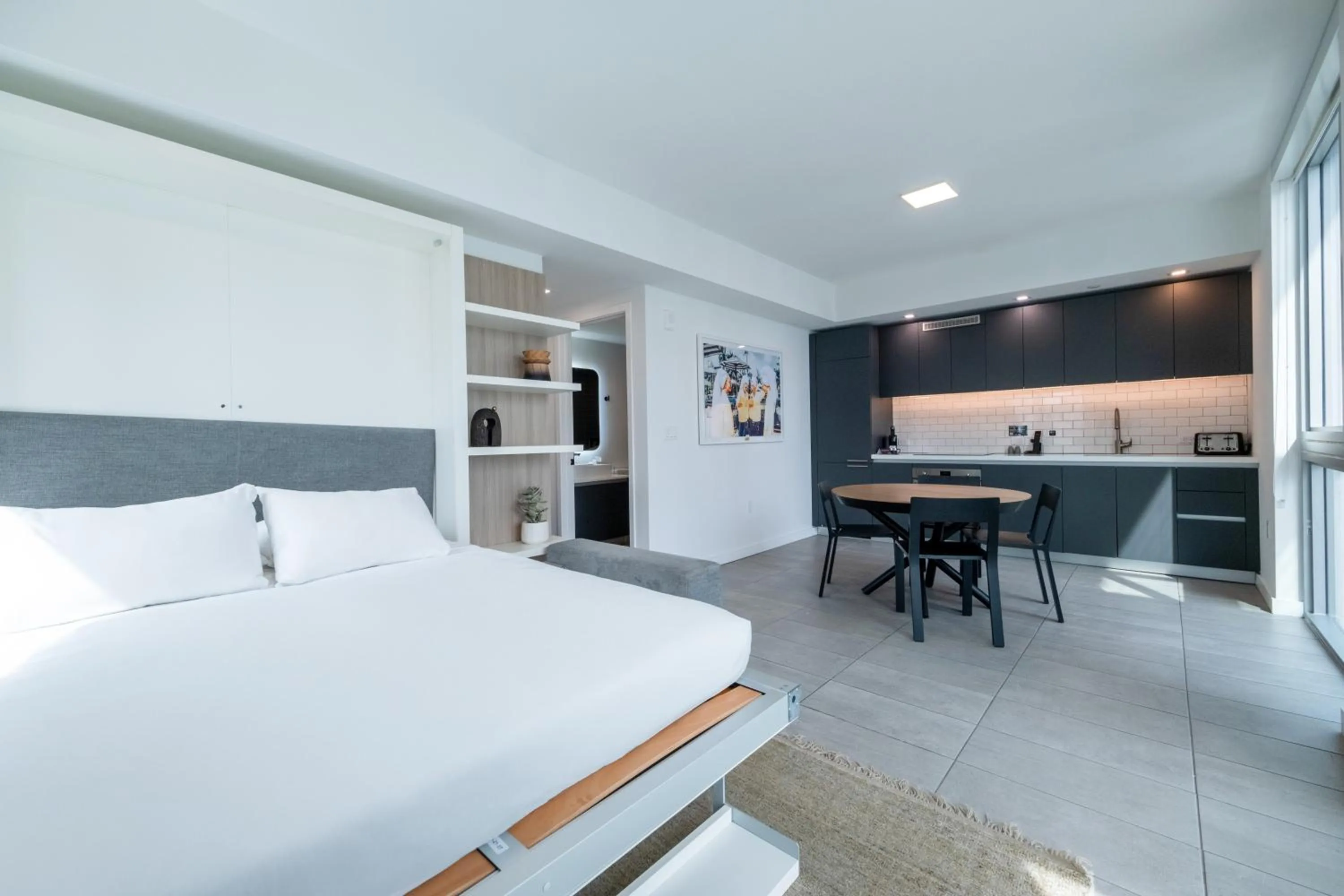 Living room, Bed in YOTELPAD Miami