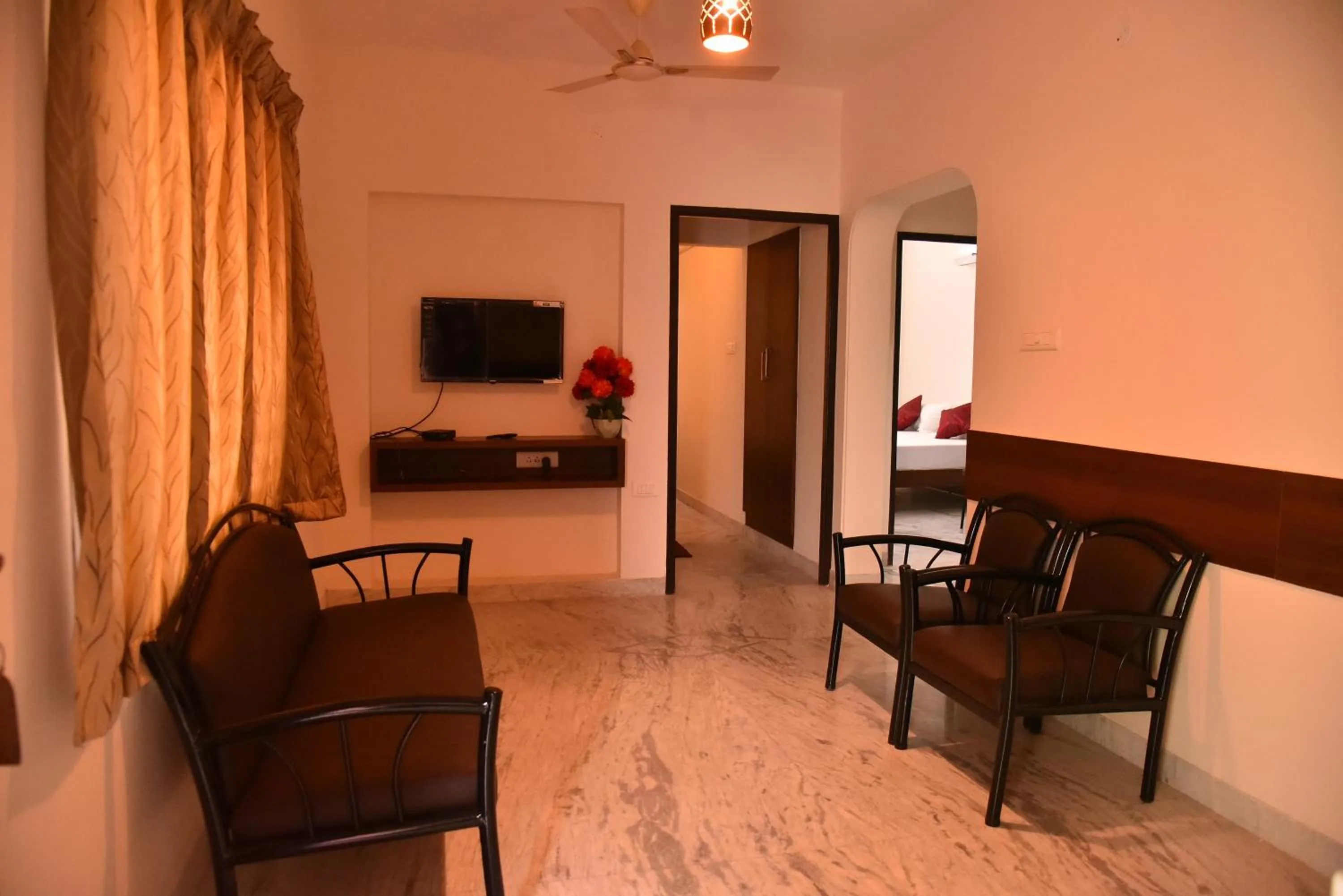 TV and multimedia in Home Stay @ Kommiya Inn