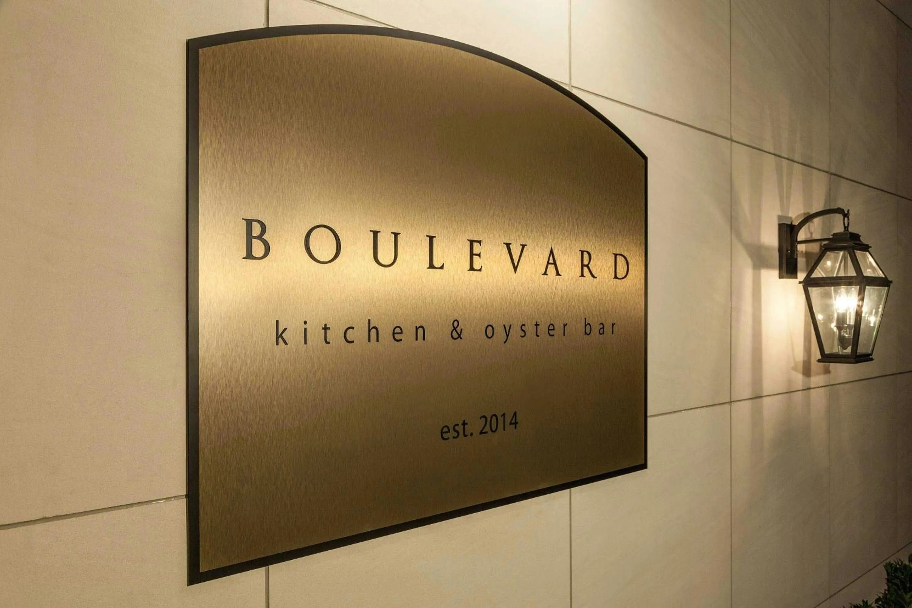 Restaurant/places to eat in The Sutton Place Hotel Vancouver