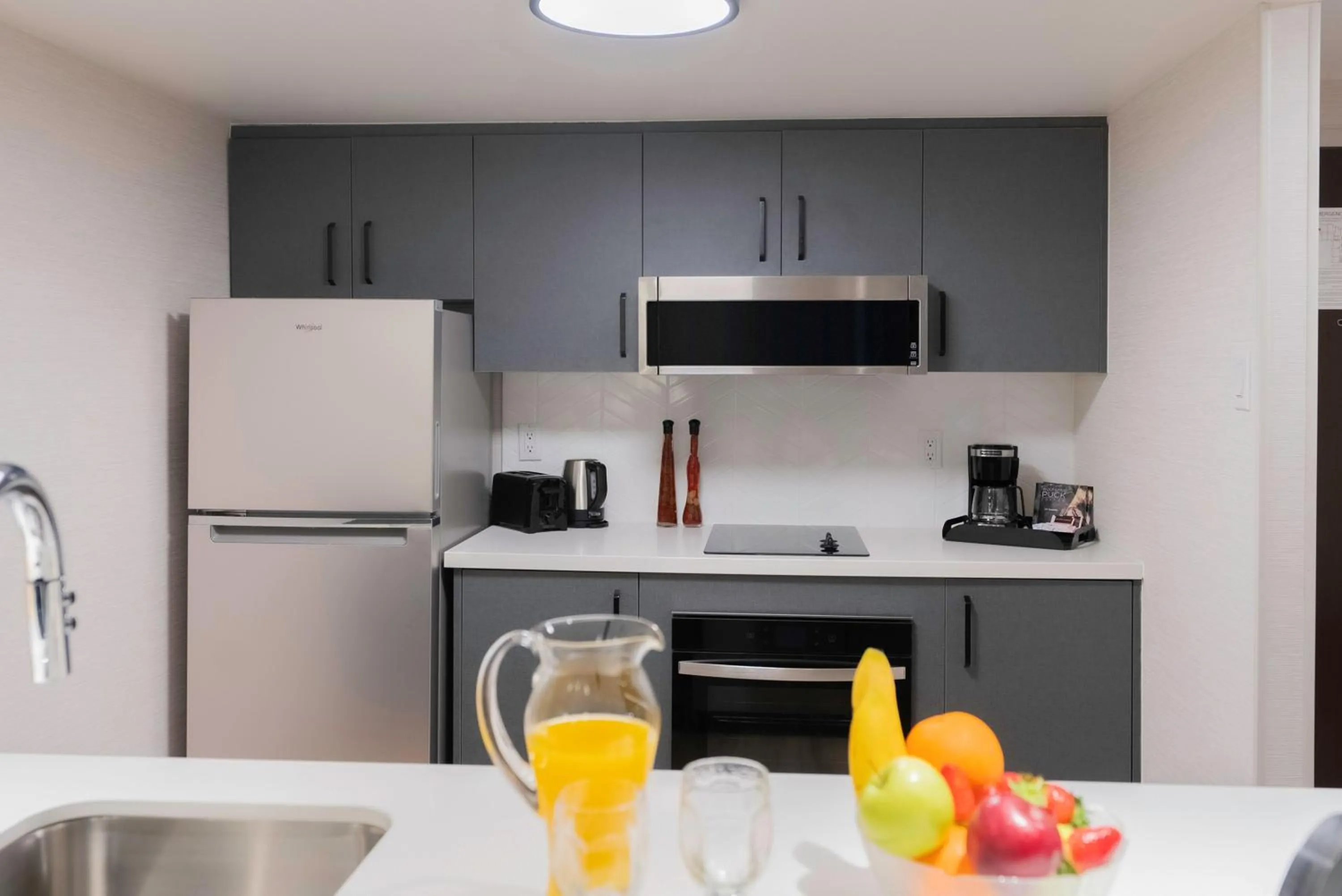 dishwasher in Les Suites Hotel Ottawa