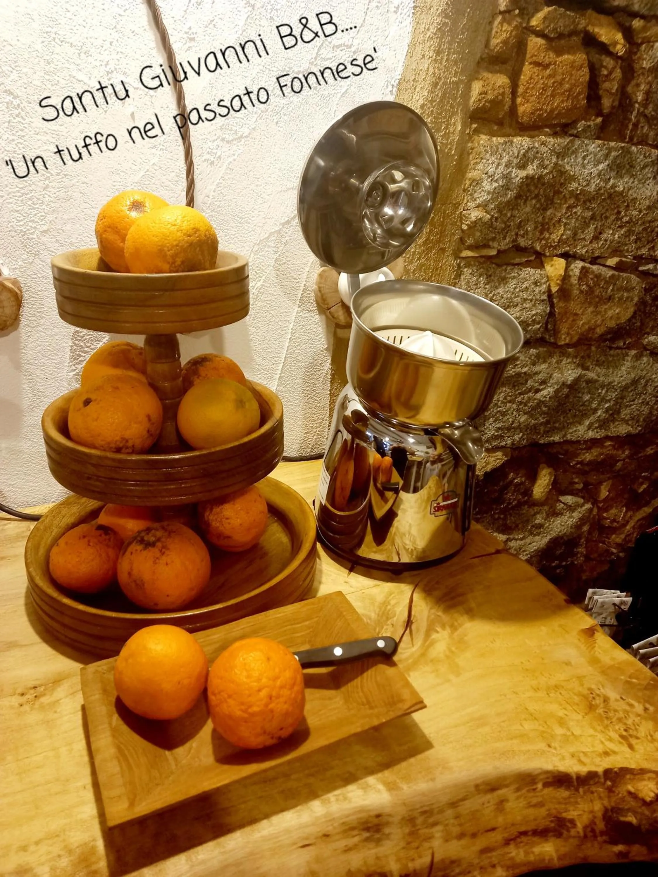 B&B Santu Giuvanni "Un tuffo nel passato Fonnese"