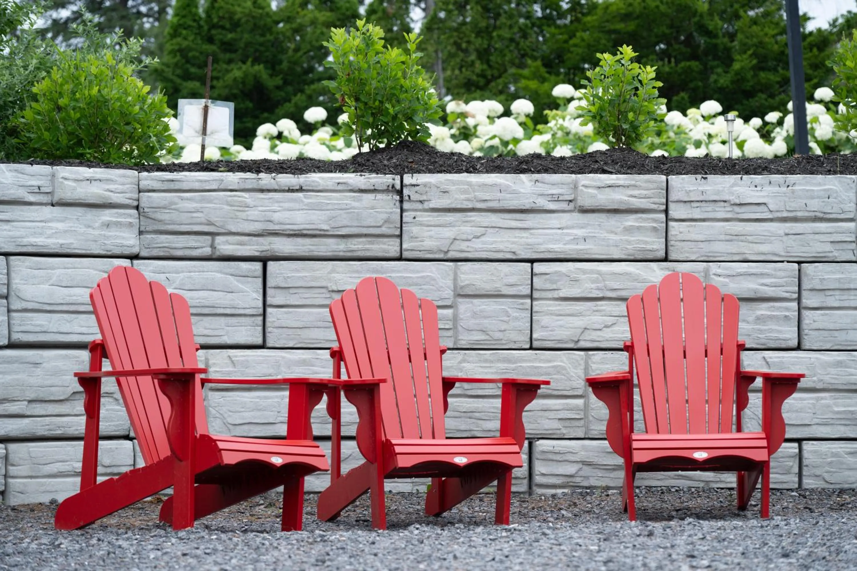 Seating area in Ramada by Wyndham Ottawa On The Rideau