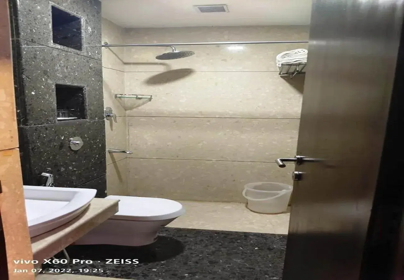 Deluxe Room - single occupancy in Hotel M Grand Deluxe Room - single occupancy in Hotel M Grand