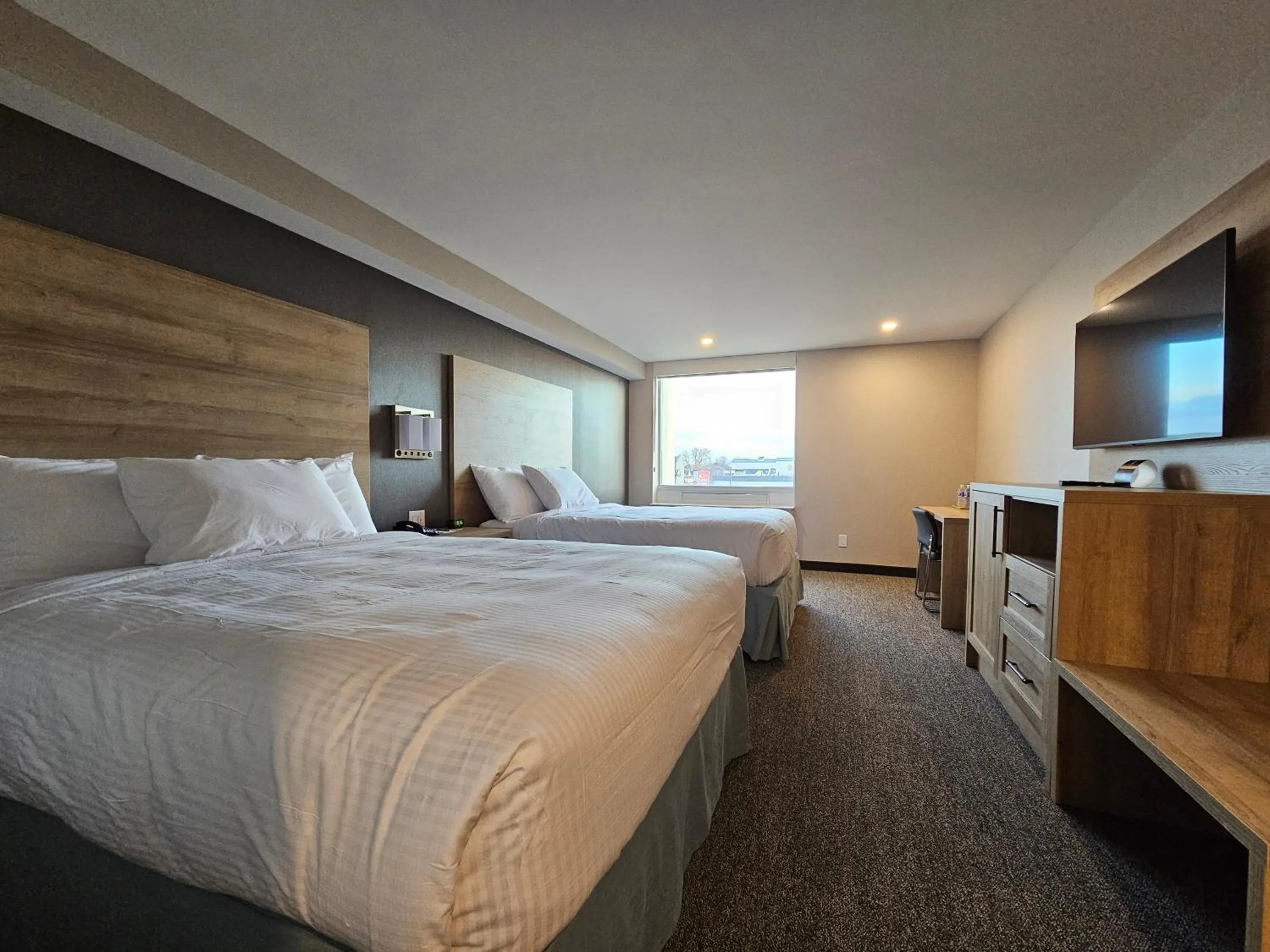 Photo of the whole room, Bed in Vittoria Hotel & Suites