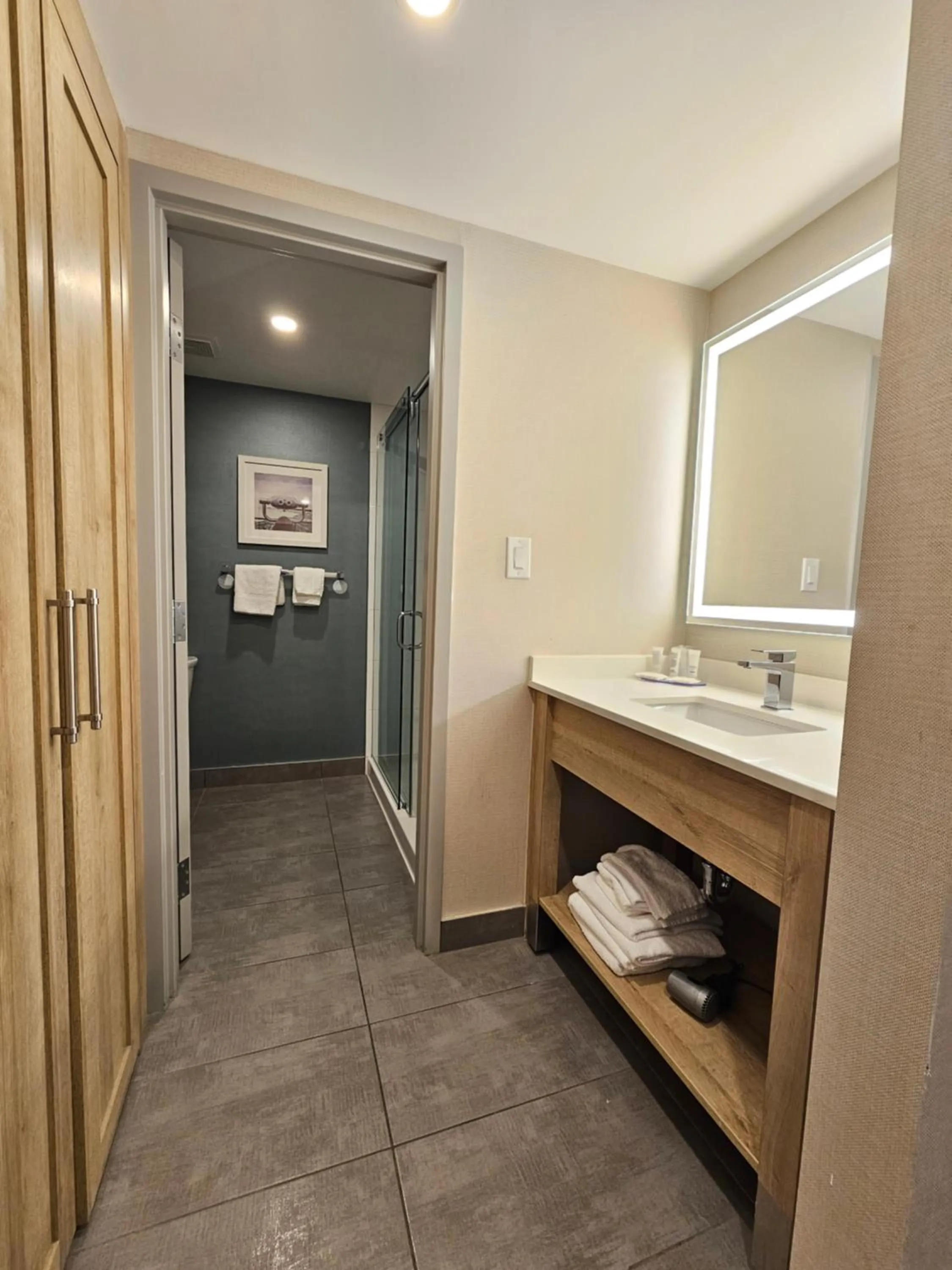 Bathroom in Vittoria Hotel & Suites