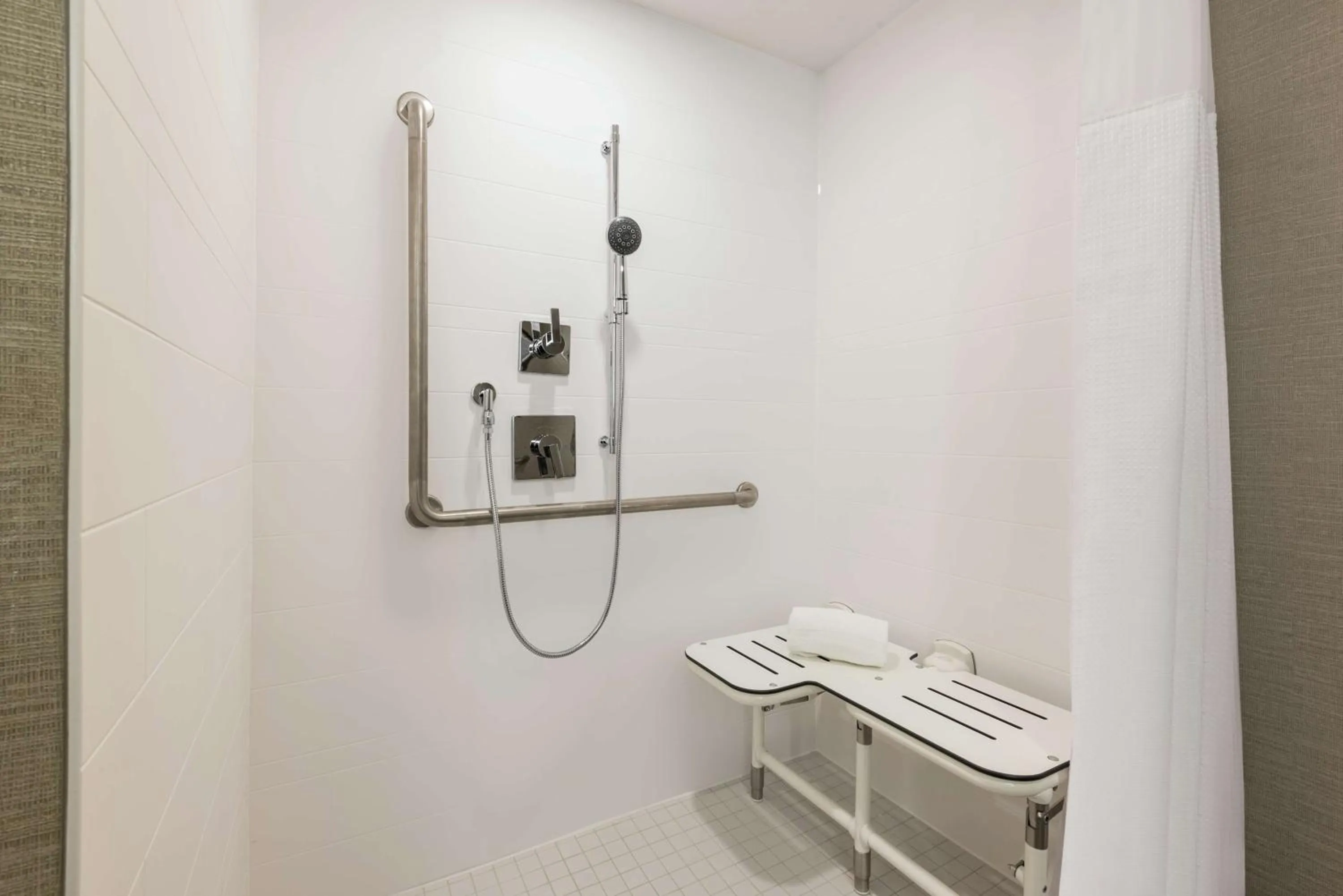 Bathroom in Hilton Garden Inn Ottawa Downtown