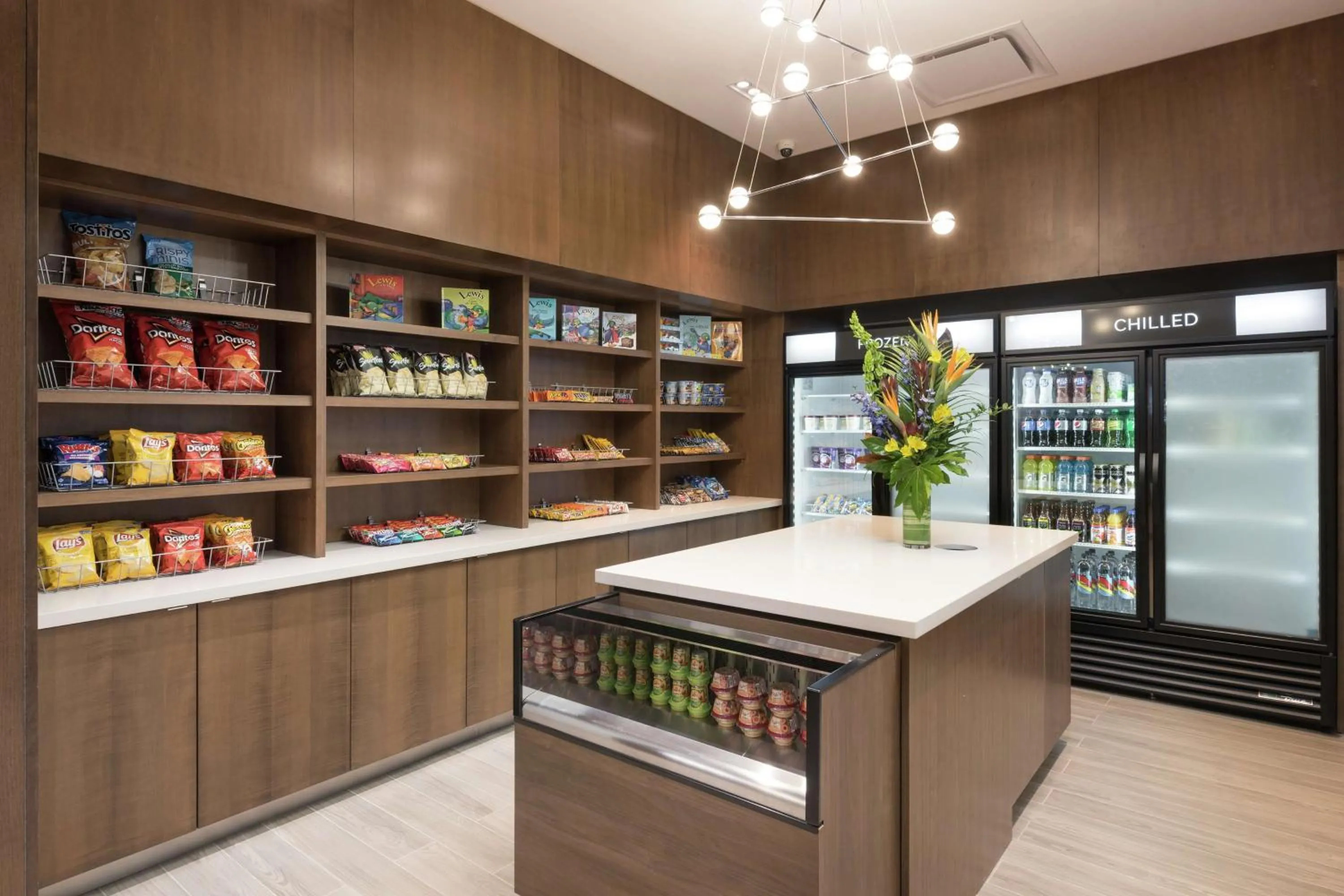 Restaurant/places to eat in Hilton Garden Inn Ottawa Downtown