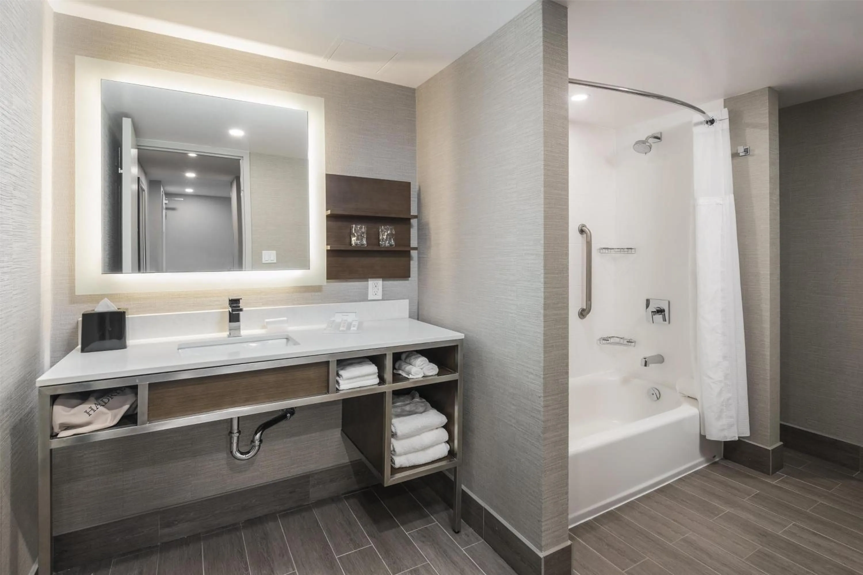 Bathroom in Hilton Garden Inn Ottawa Downtown