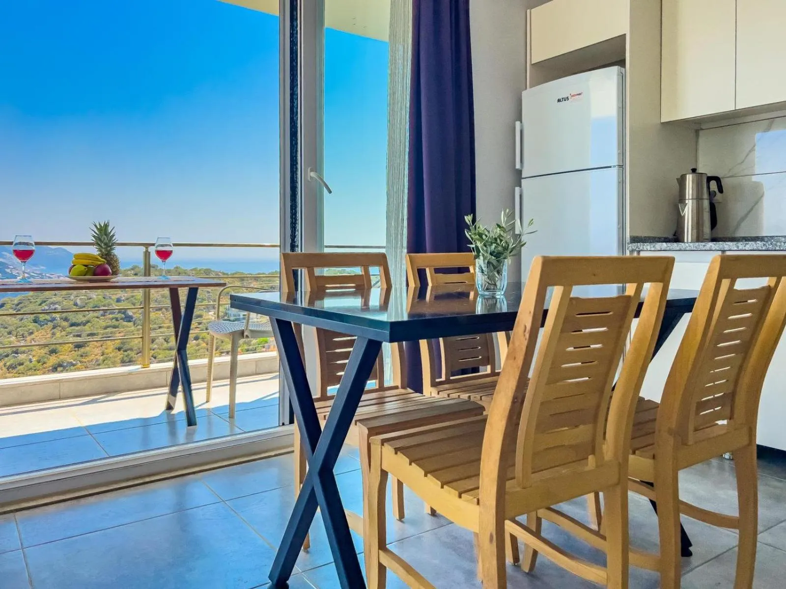 Sea view in Just Dream Suites