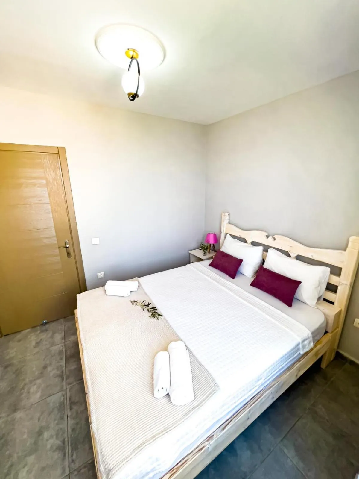 Photo of the whole room, Bed in Just Dream Suites